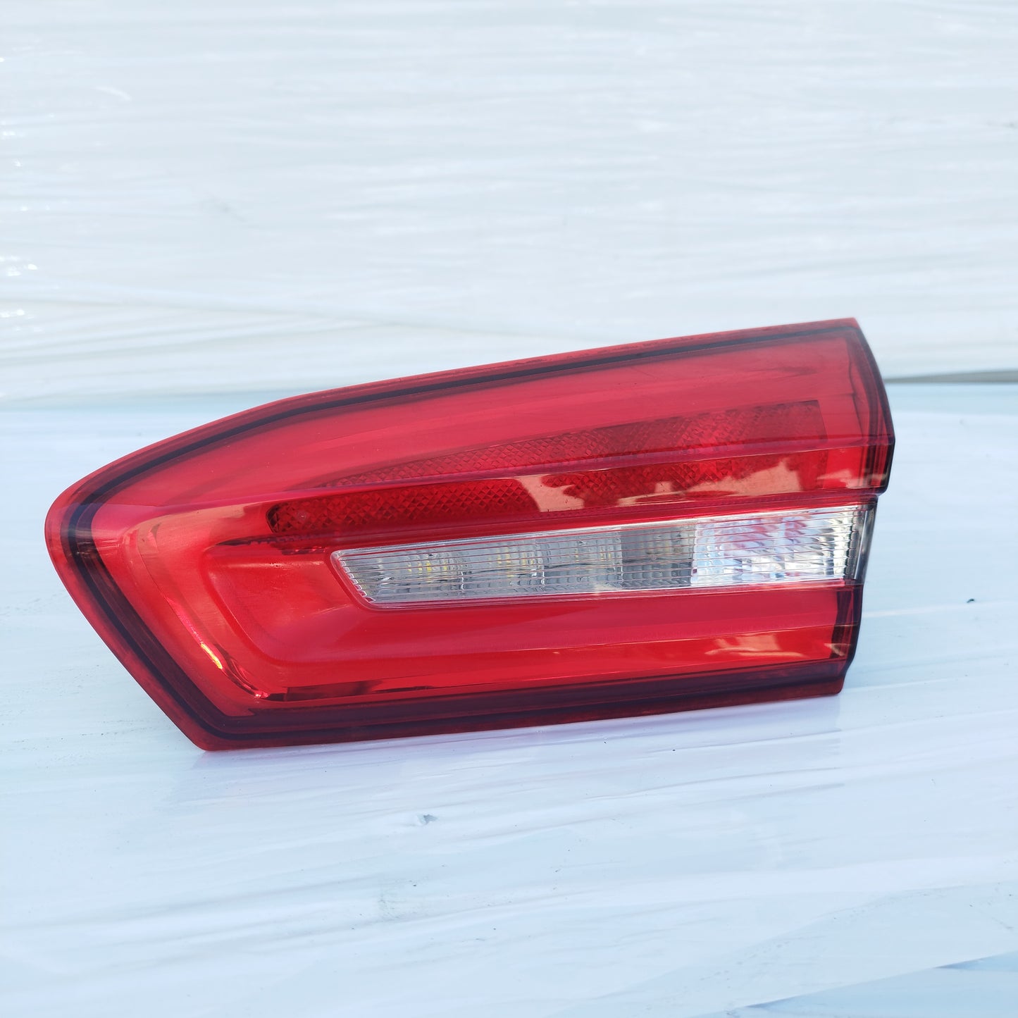 Fanale posteriore interno dx a Led Ford Focus 2020 cod: JX7B-13A602-CC ecoDM095