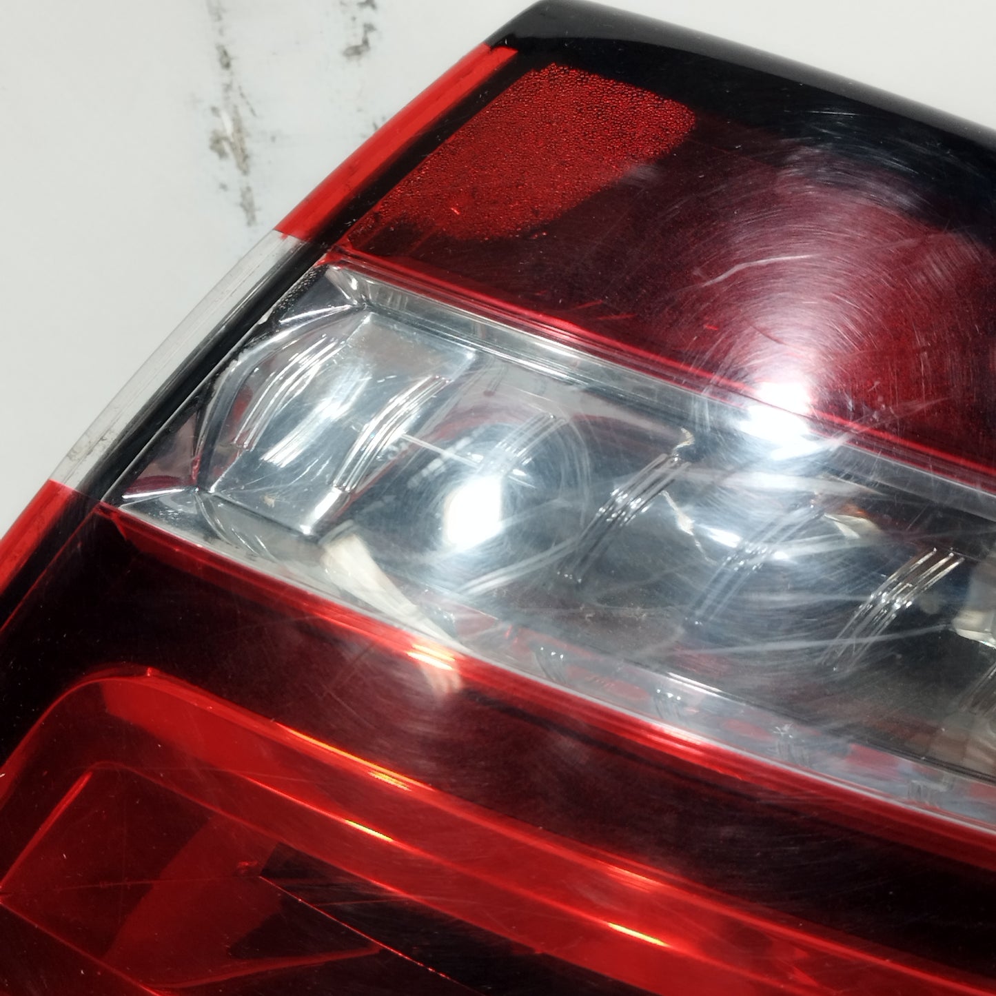 Fanale posteriore dx a Citroen C4 Picasso 2012 ecoAC15026