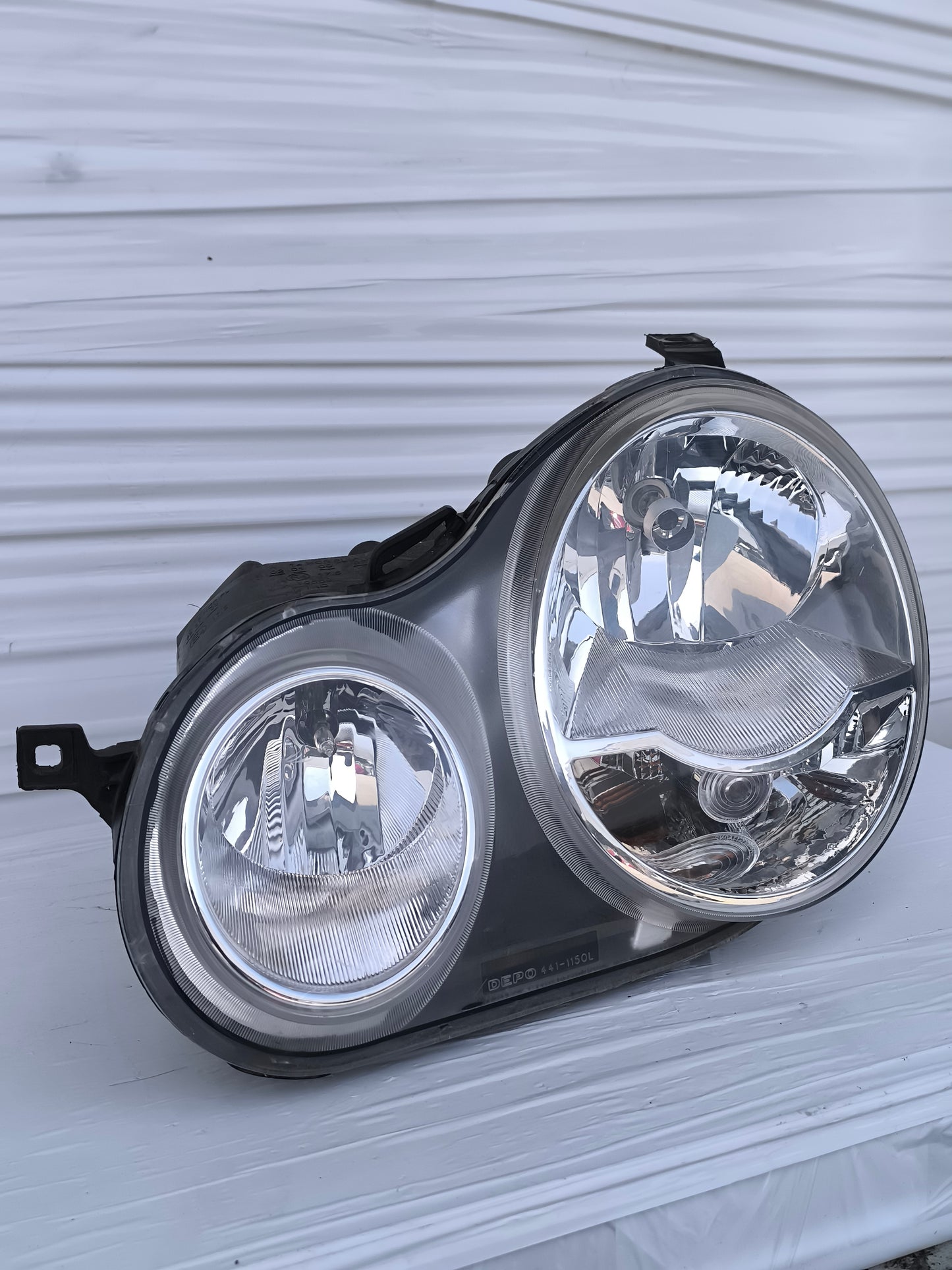 Fanale anteriore sx Volkswagen Polo (9N) 2003-2005 DEPO ecoAG8547