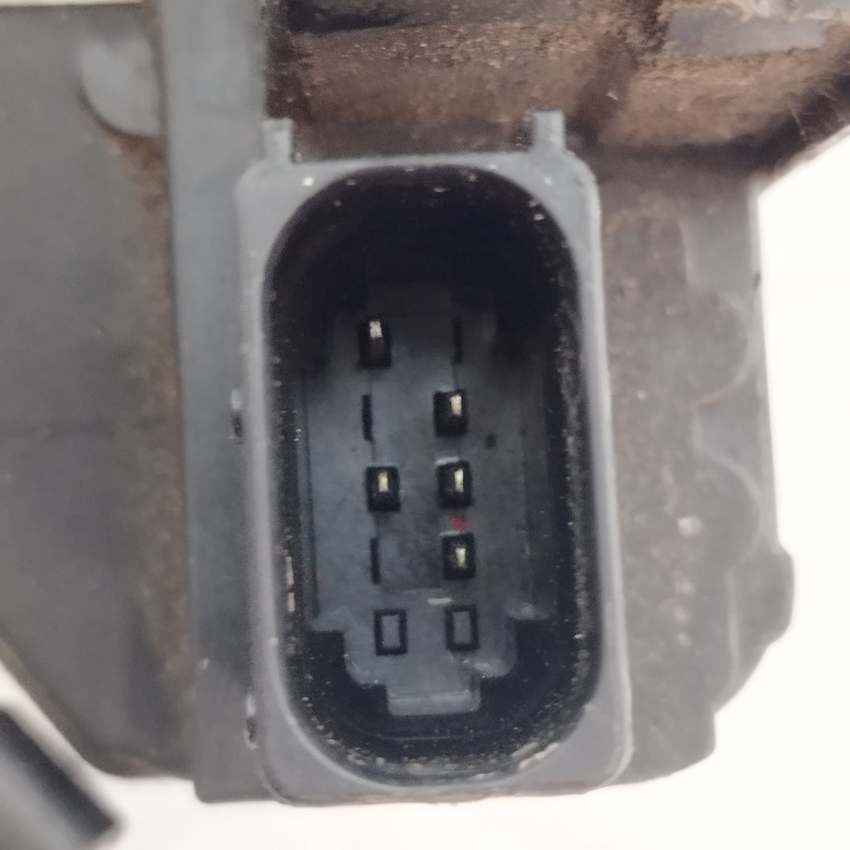 Serratura anteriore sx Opel Adam (M13) 2012-2019 5 pin cod: 13579522 ecoAC17325