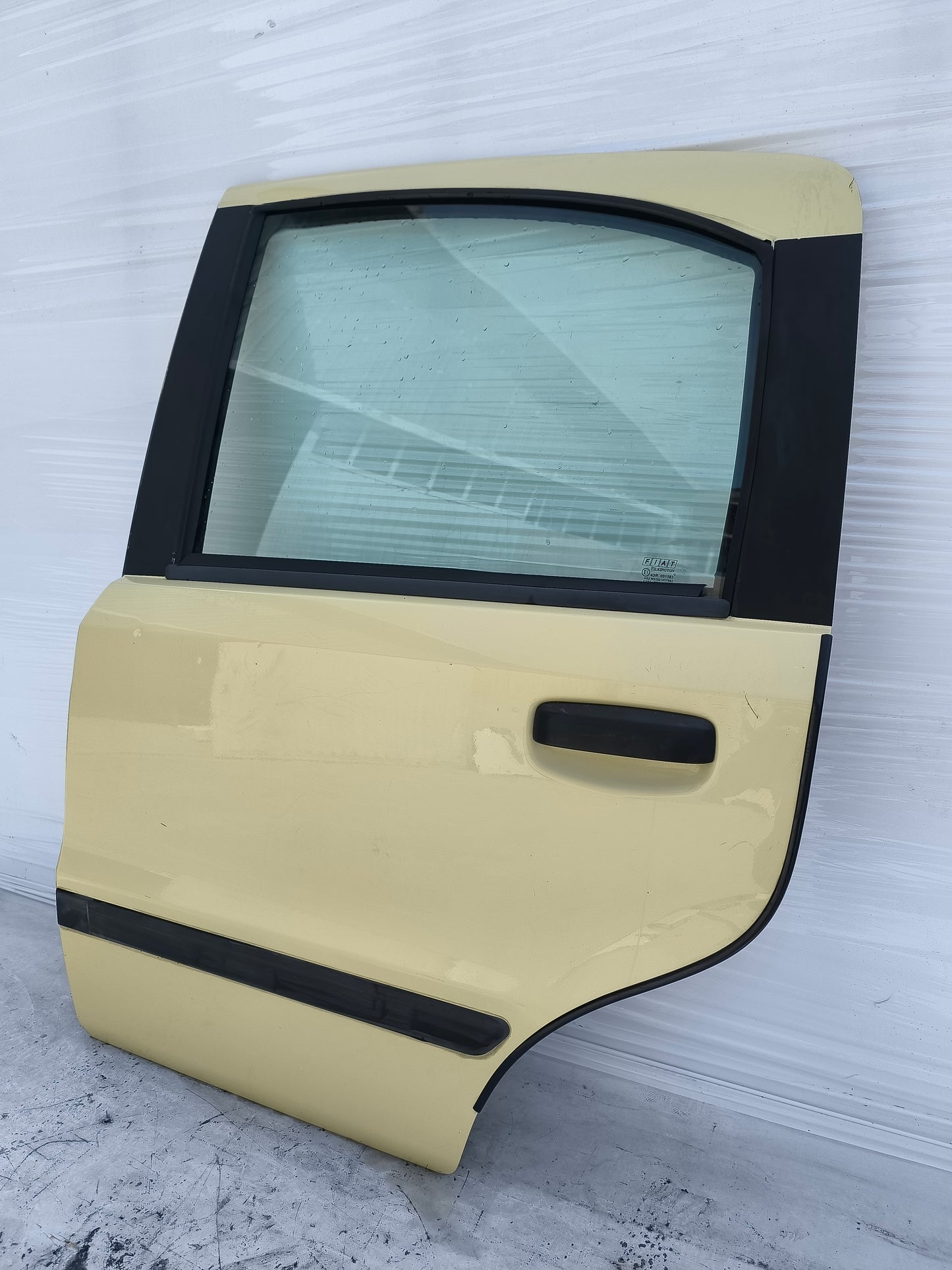 Sportello posteriore sx Fiat Panda 169 2003-2011 giallo ecoAG8213