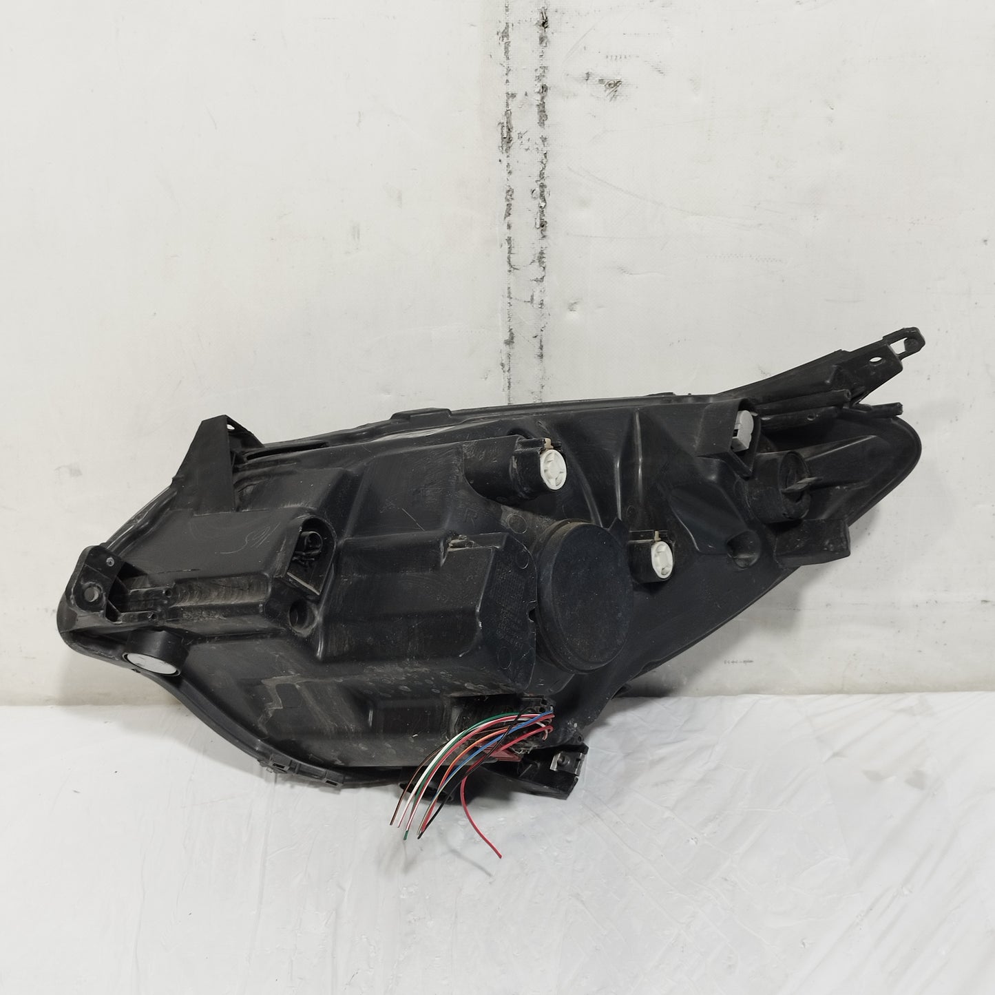 Fanale anteriore dx Opel Agila B 2008-2014 cod: 35100-52K00 ecoAC16422