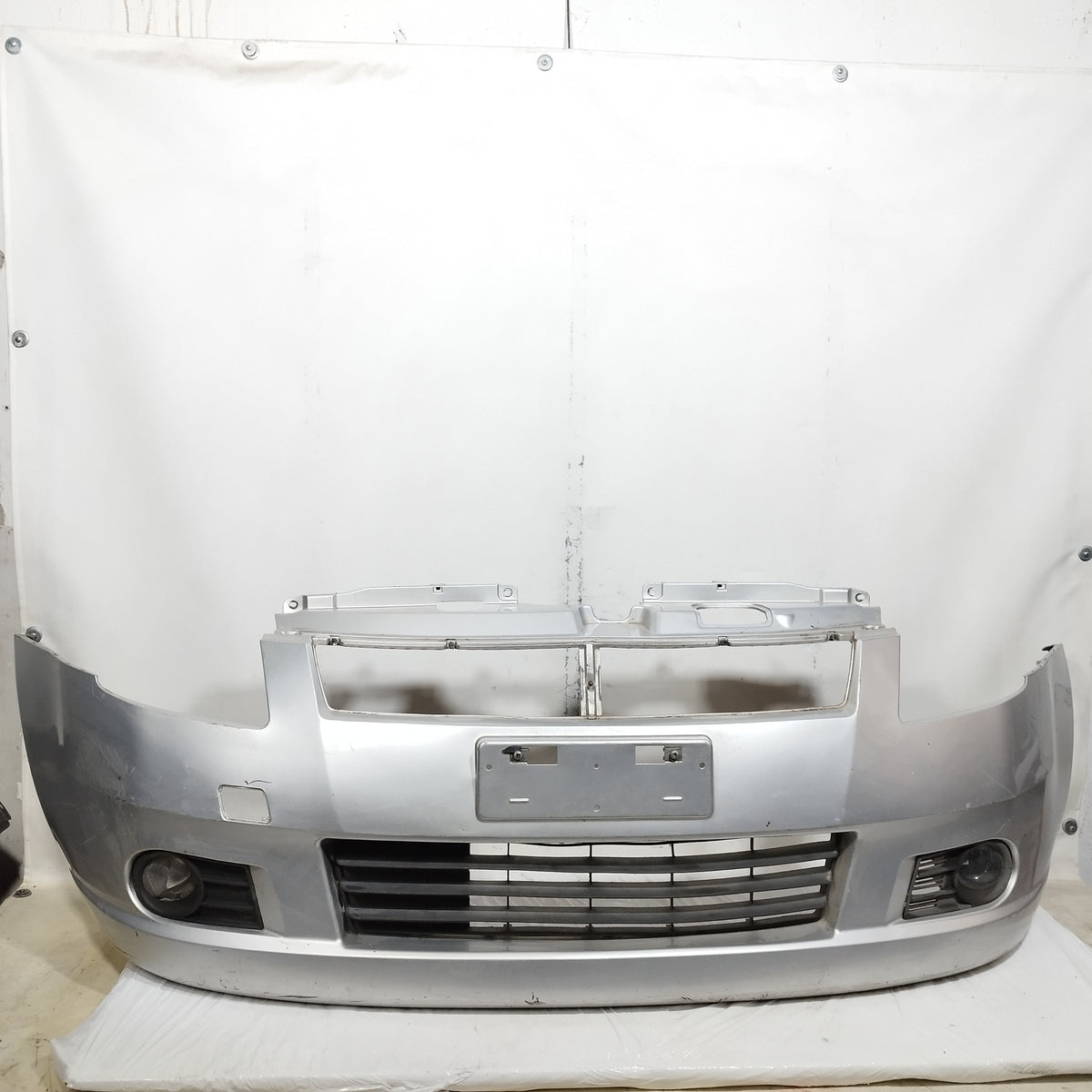 Paraurti anteriore grigio Suzuki Swift (MZ/EZ) 2005-2007 ecoAC16755