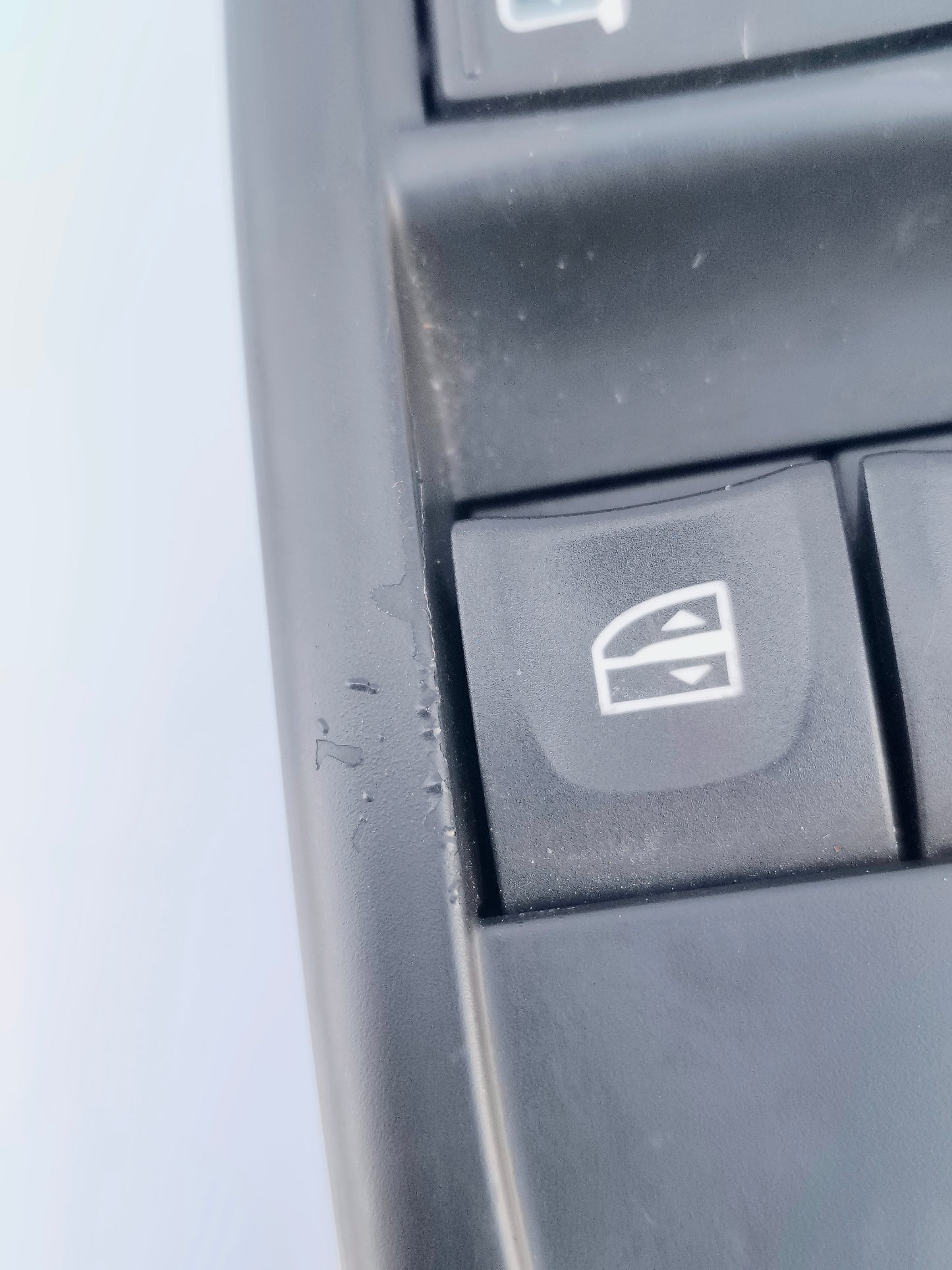 Pulsantiera anteriore sx Renault Megane anno 2011 Cod. 809610009r ecoAG6408