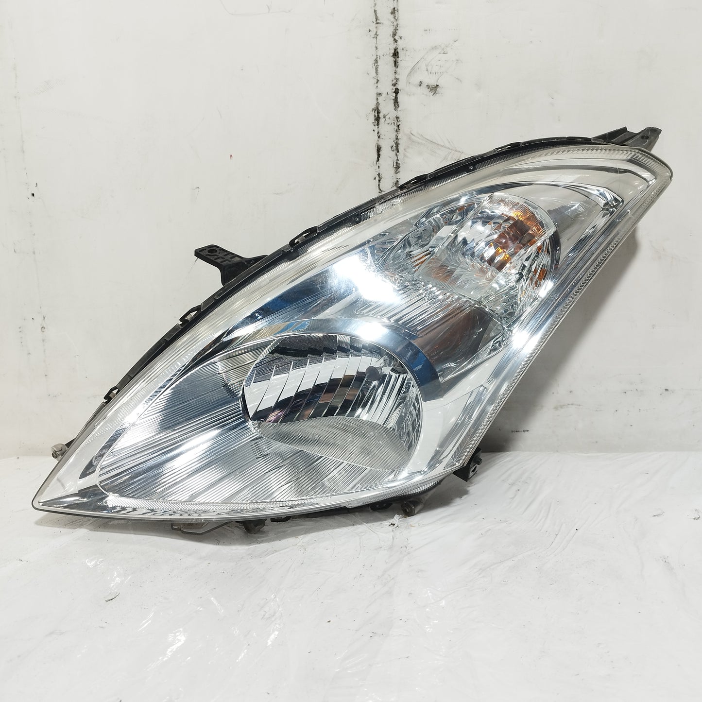 Fanale anteriore sx Suzuki Swift 2013 ecoAC16055