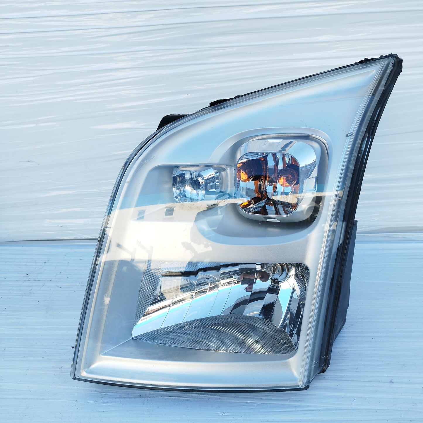 Fanale anteriore sx Ford Transit 2007 cod: 6C11-13W030-DC ecoDM034