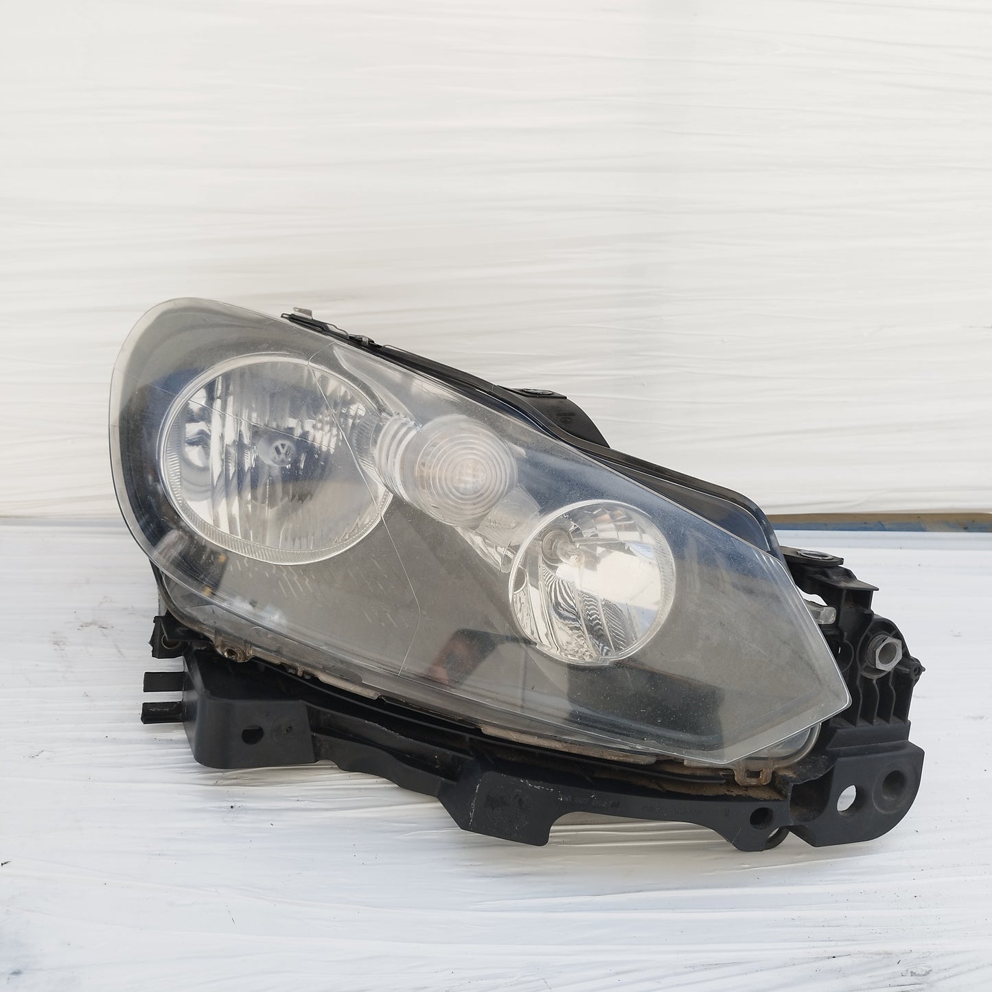 Fanale anteriore dx Volkswagen Golf VI (5K1) 2008-2013 cod: 5K1941006P ecoDM066
