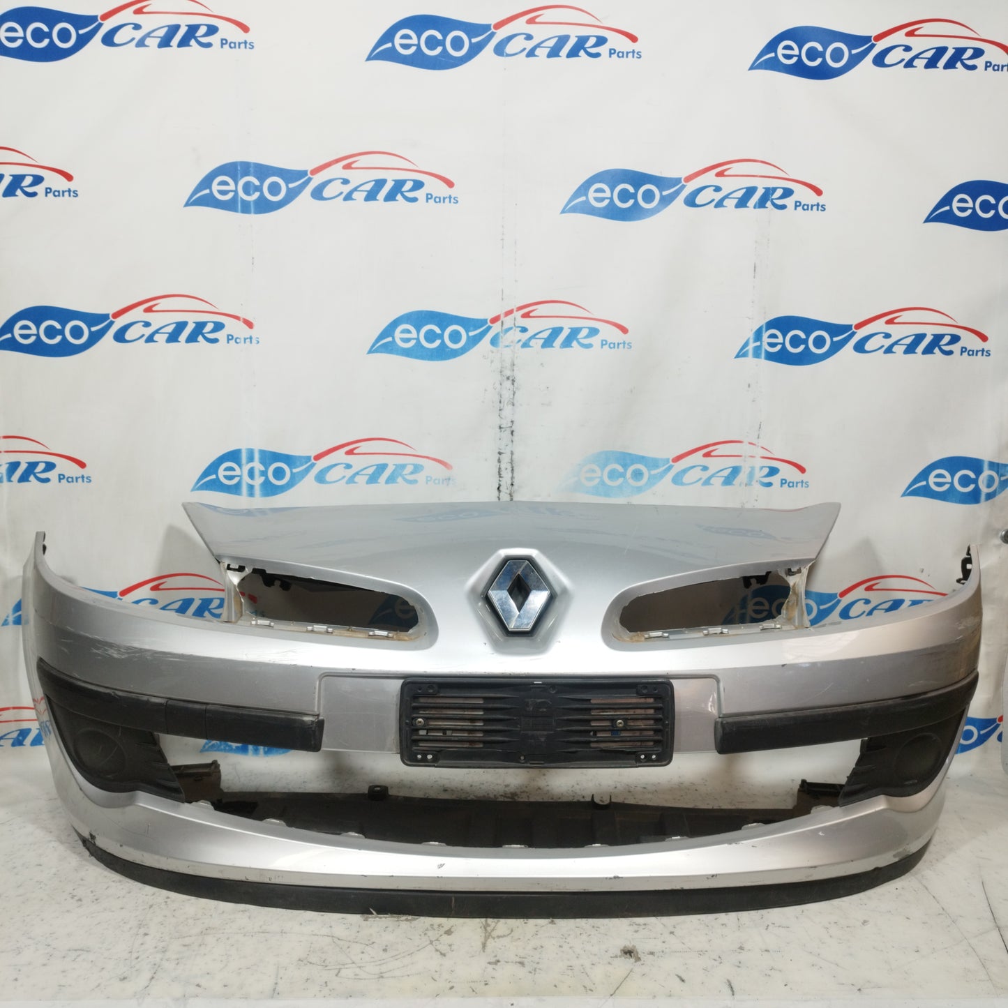 Front bumper silver grey Renault Clio 2007 ecoAC8336