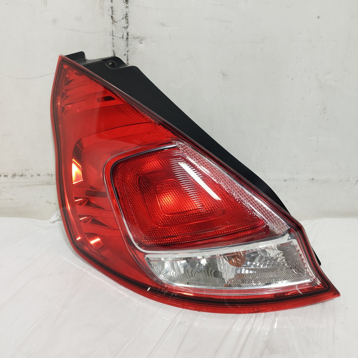 Fanale posteriore sx Ford Fiesta (MK7) VI 2013-2017 Restyling cod: C1BB-13405-A ecoAC16546