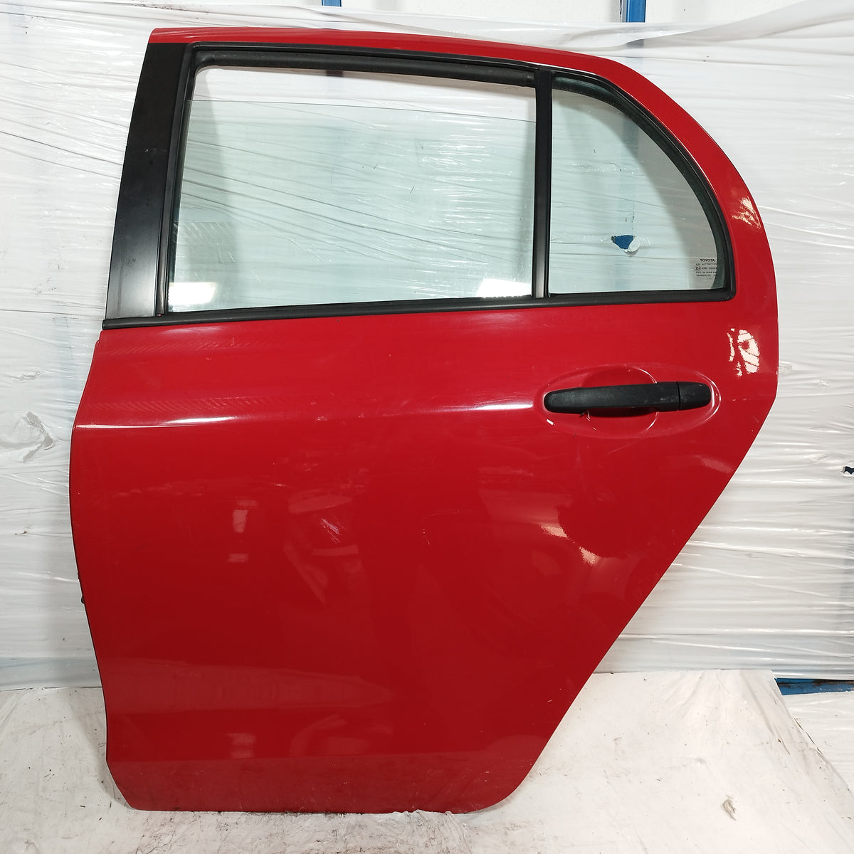 Sportello posteriore sx rosso Toyota Yaris II (XP90) 2005-2011 ecoAC16974
