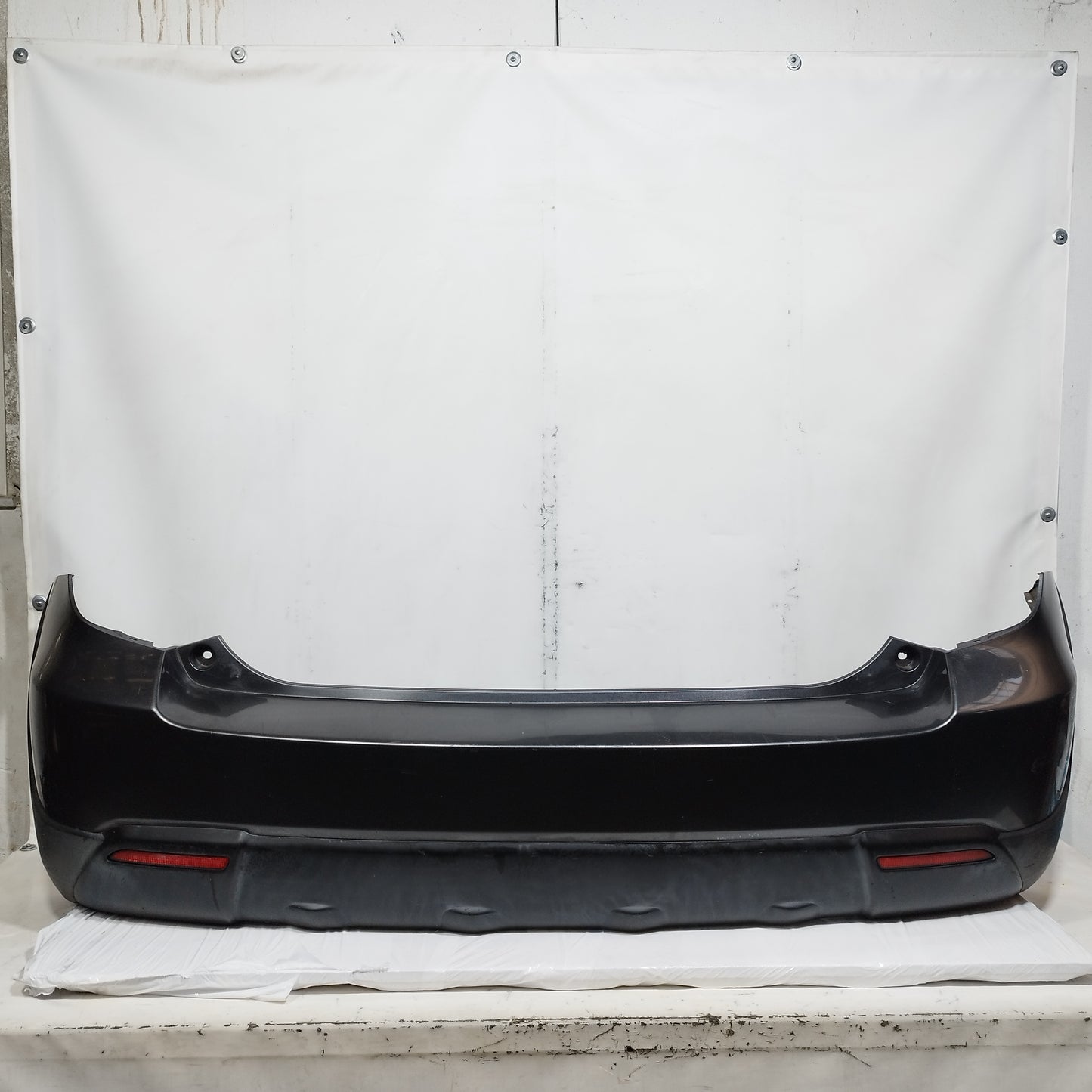 Paraurti posteriore grigio scuro Toyota Urban Cruiser 2011 ecoAC14647