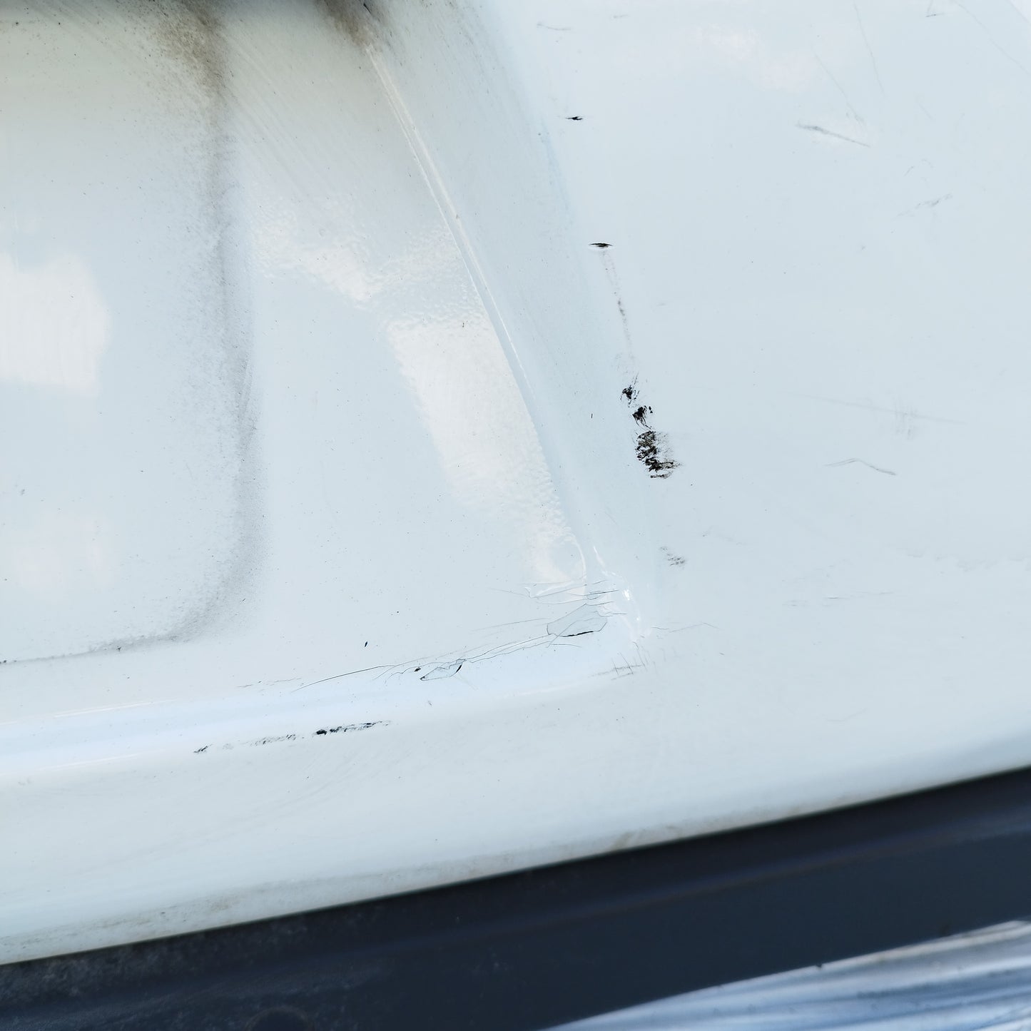Paraurti posteriore bianco Citroen DS3 2009-2015 cod: 9683741270 ecoDM150