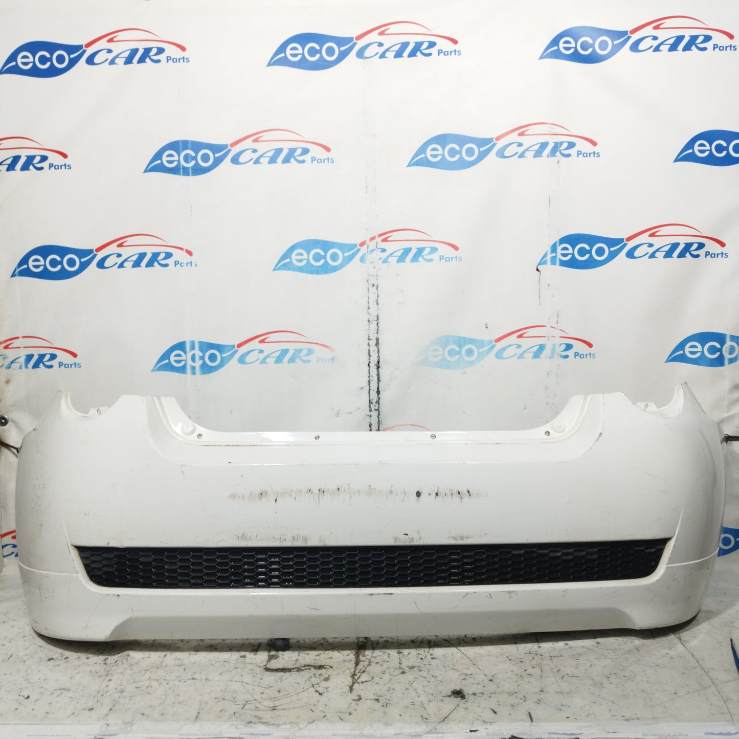 White Rear Bumper Chevrolet Aveo 2009 ecoAC10226