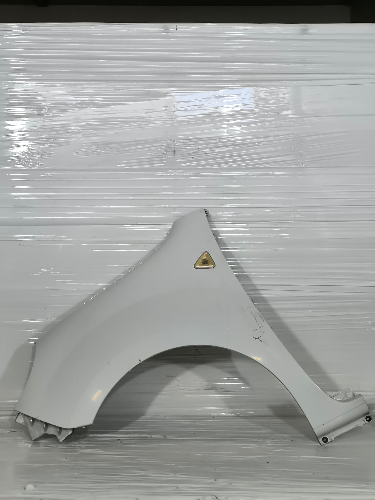 Parafango sx bianco Renault Kangoo II anno 2008-2013 ecoAG9827