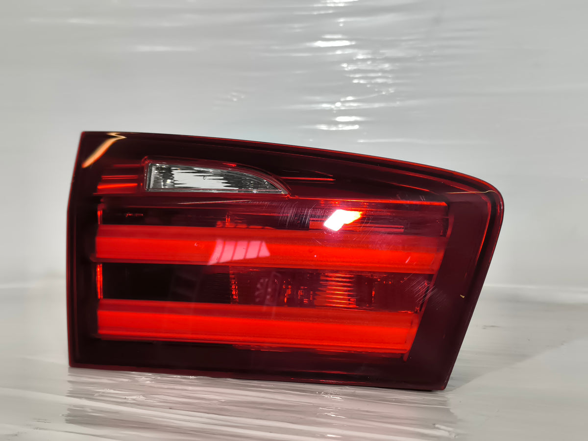 Fanale posteriore interno sx a led Bmw serie 5 F11 SW cod: 89505511 ecoAG9963