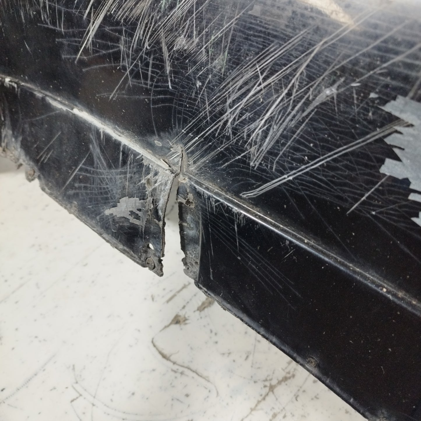 Front bumper black Audi A4 2005 ecoAC8402