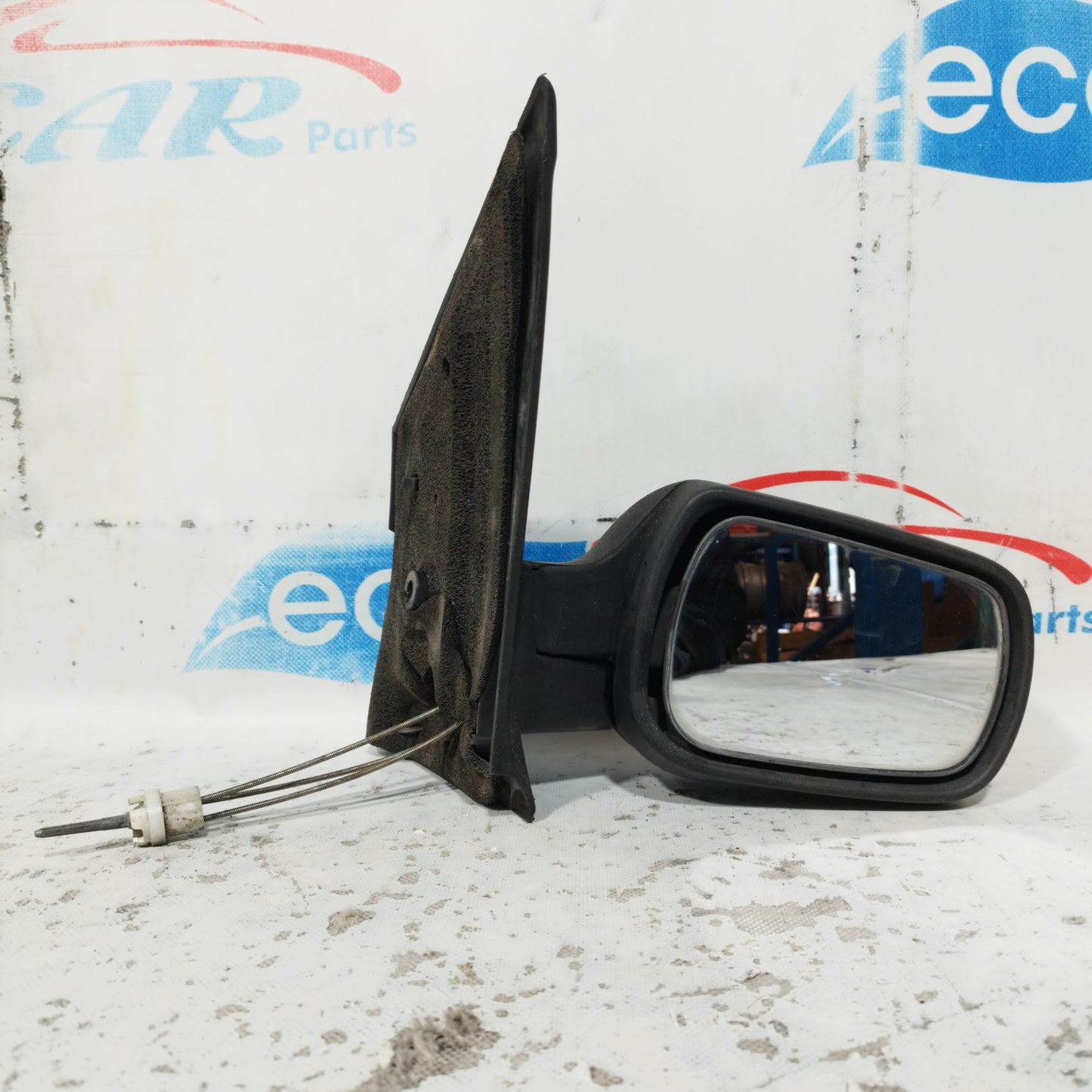 Specchietto manuale anteriore dx nero plastica Ford Fiesta 2003 ecoAC10562