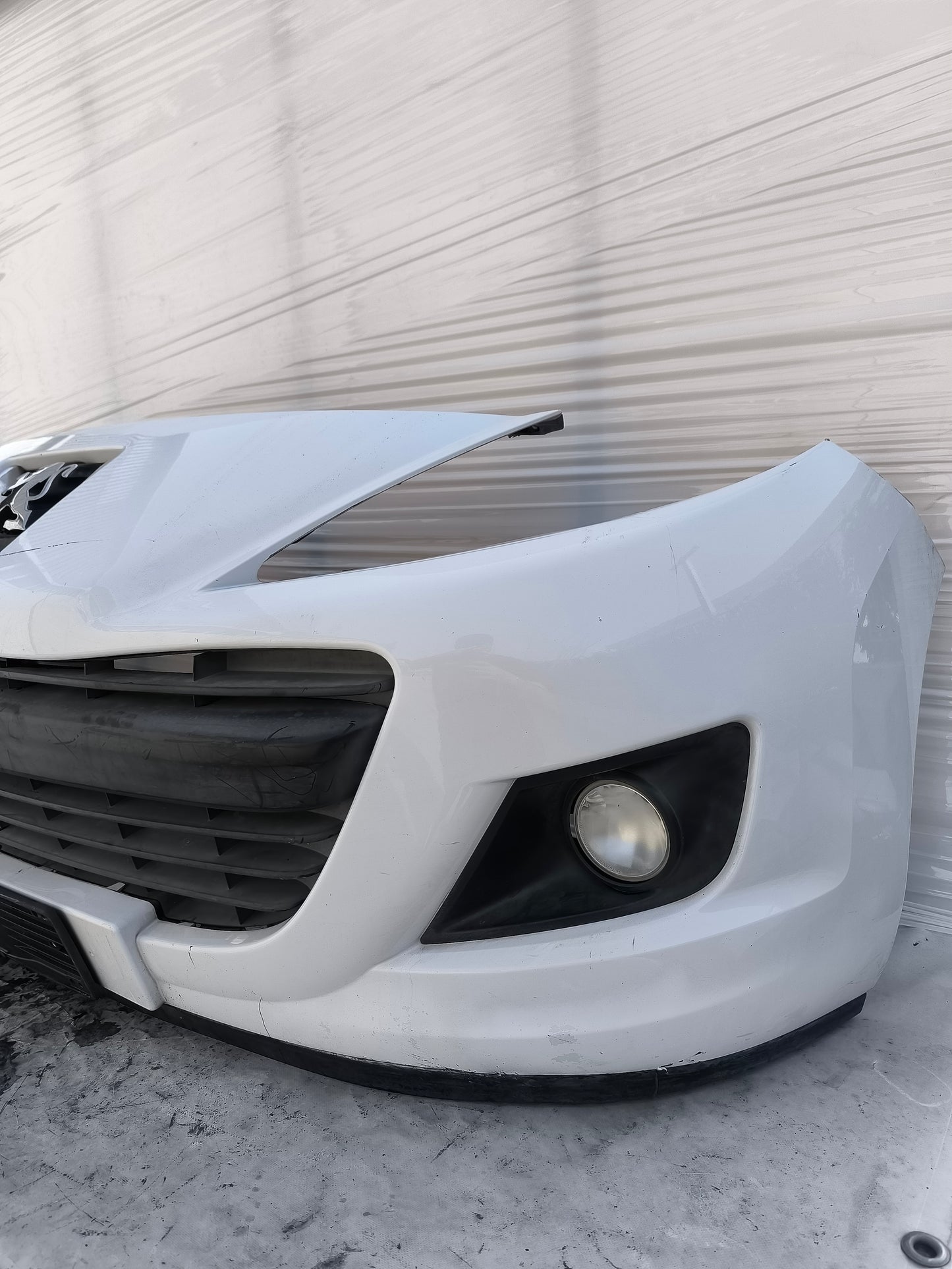 Paraurti anteriore bianco Peugeot 207 anno 2009-2012 Restyling ecoAG8606