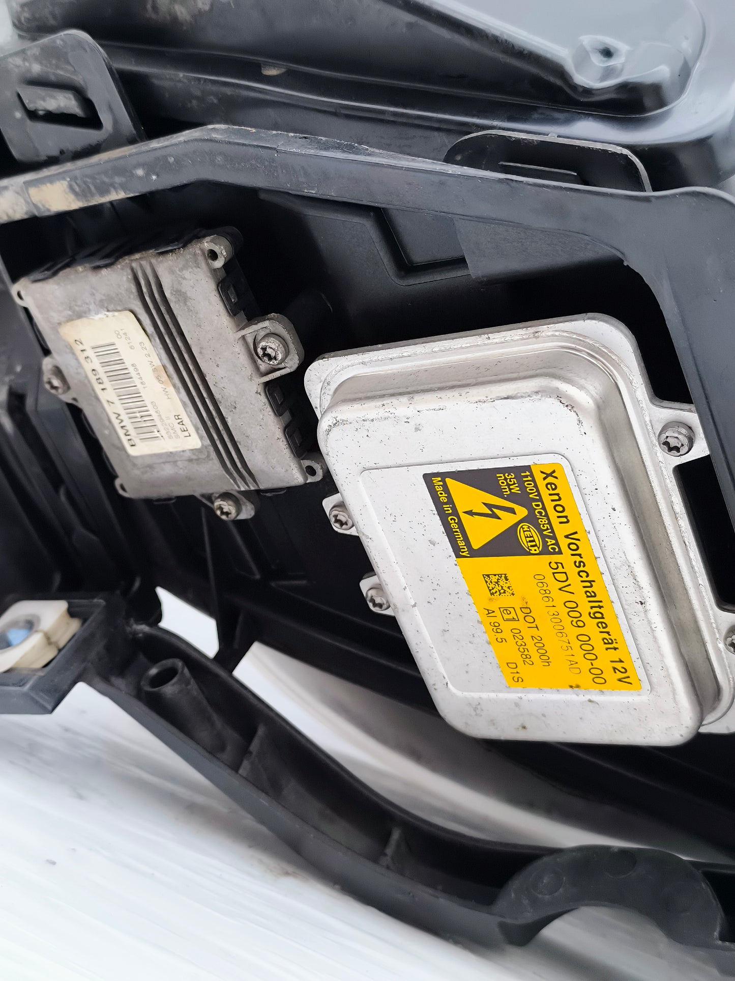 Front left Xenon light BMW 5 Series E61 ecoAG6644