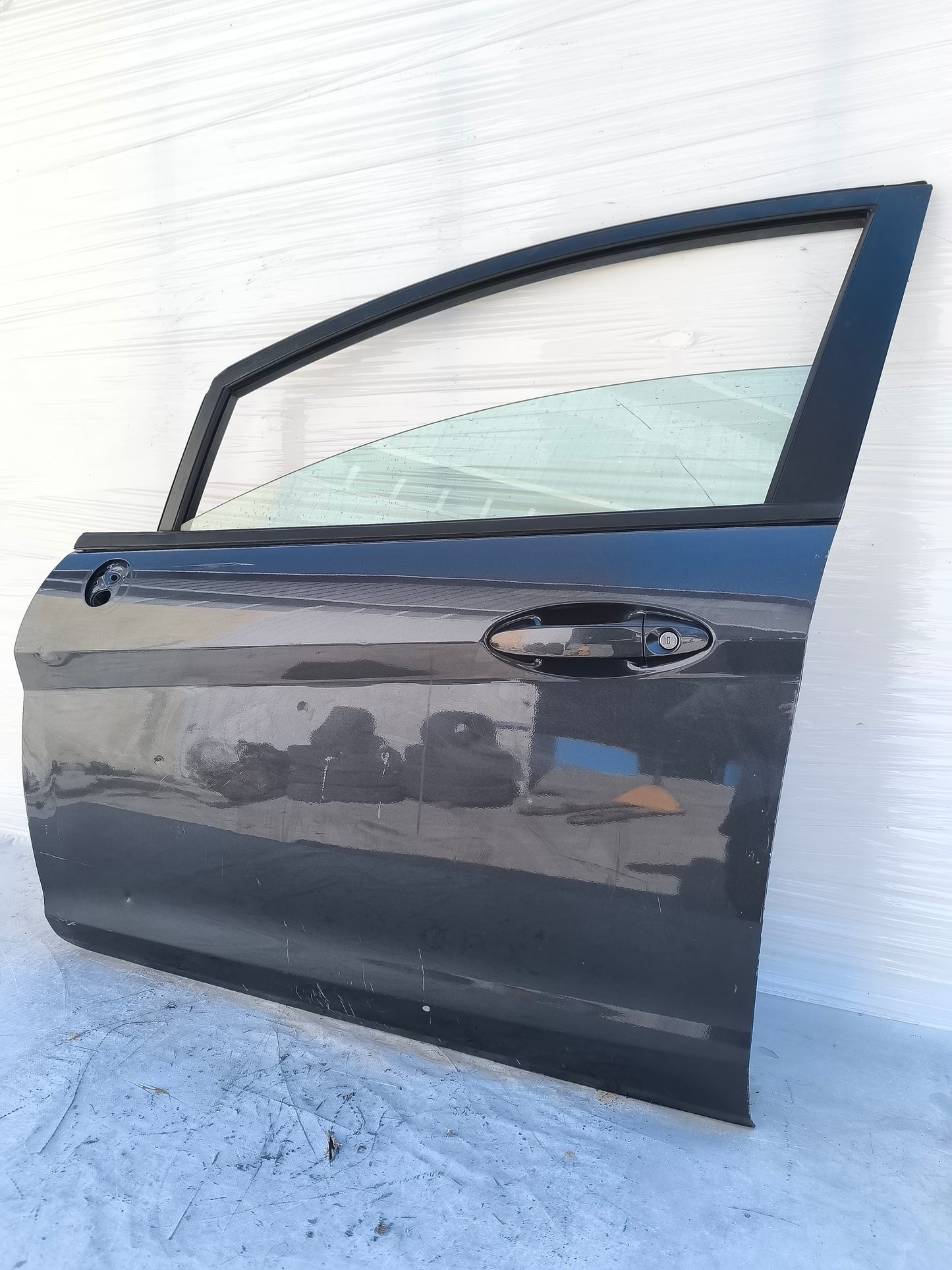 Sportello anteriore sx Ford Fiesta (MK6) anno 2008/2013 grigio canna di fucile ecoAG8037