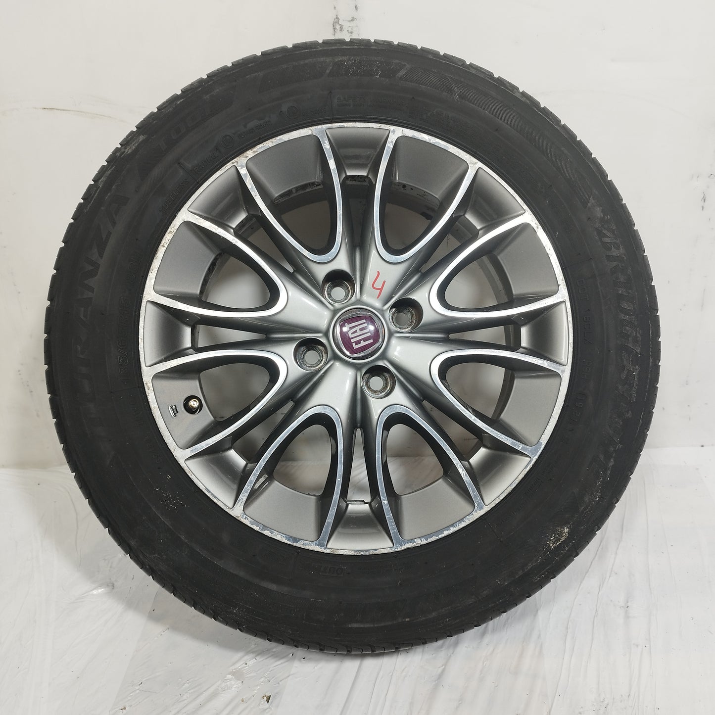 Cerchi in lega con gomme Fiat punto Evo 2012 ecoAC15266