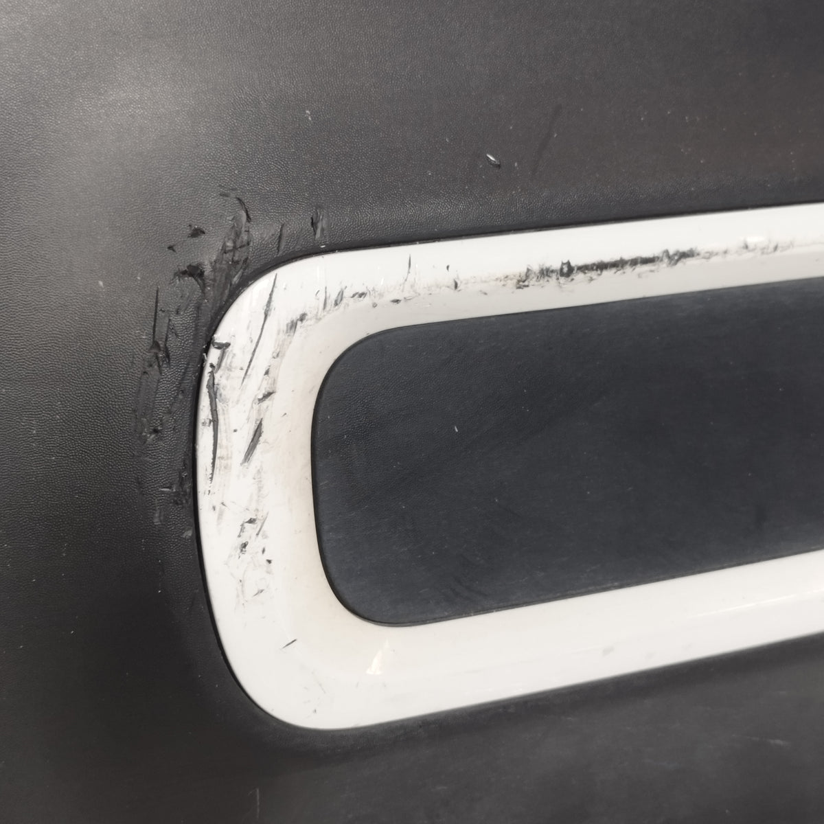 Modanatura anteriore dx Citroen C3 III 2016-2024 cod: 9833480777 ecoAC17366