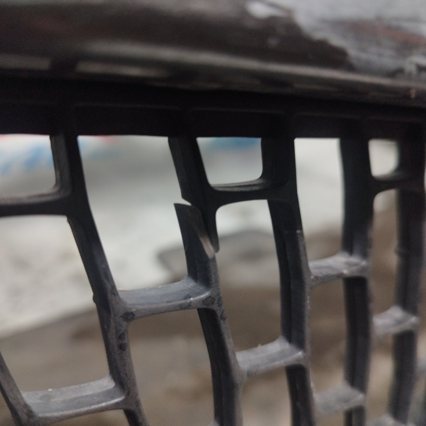 Paraurti anteriore grigio scuro Lancia Delta 2009 ecoAC10222