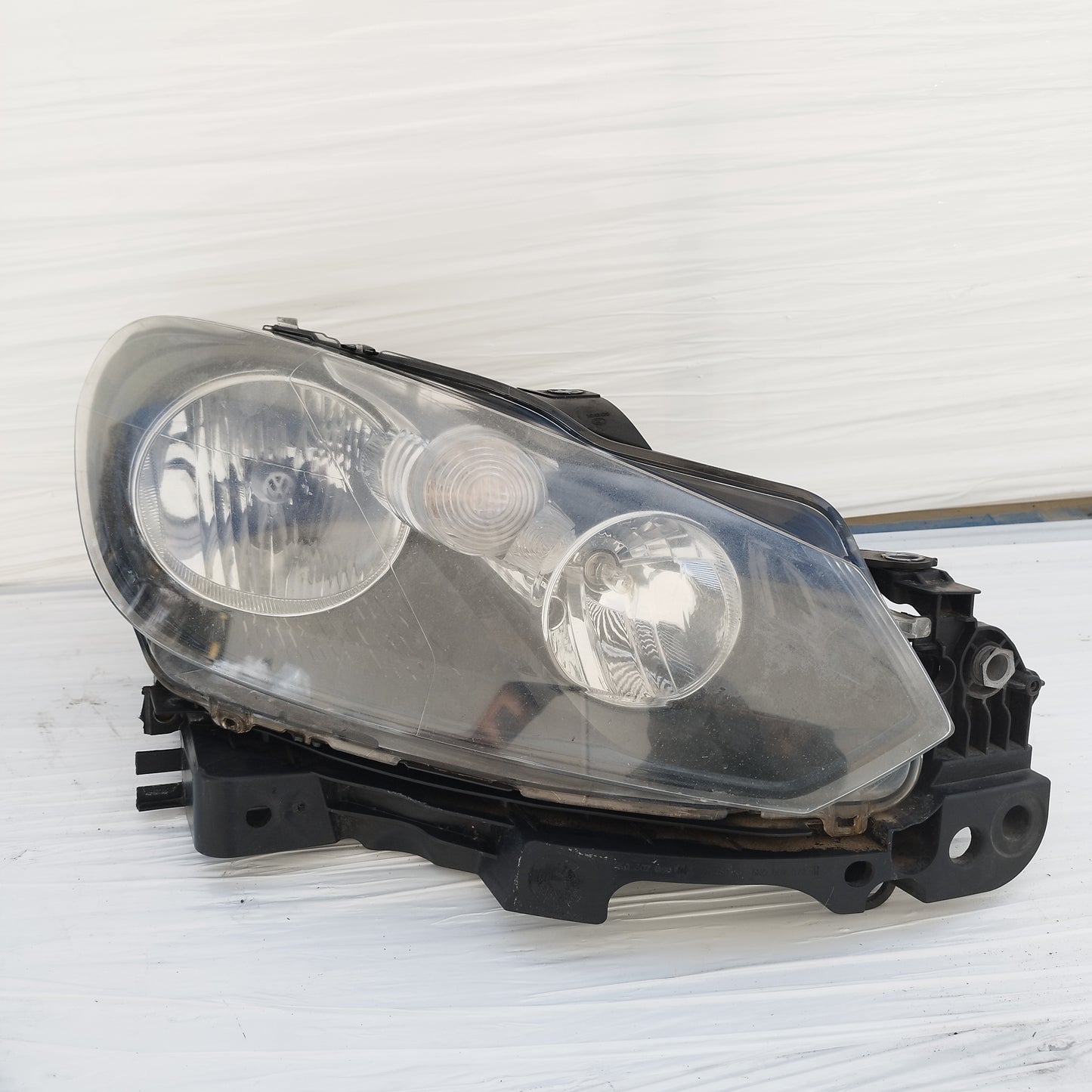 Fanale anteriore dx Volkswagen Golf VI (5K1) 2008-2013 cod: 5K1941006P ecoDM066