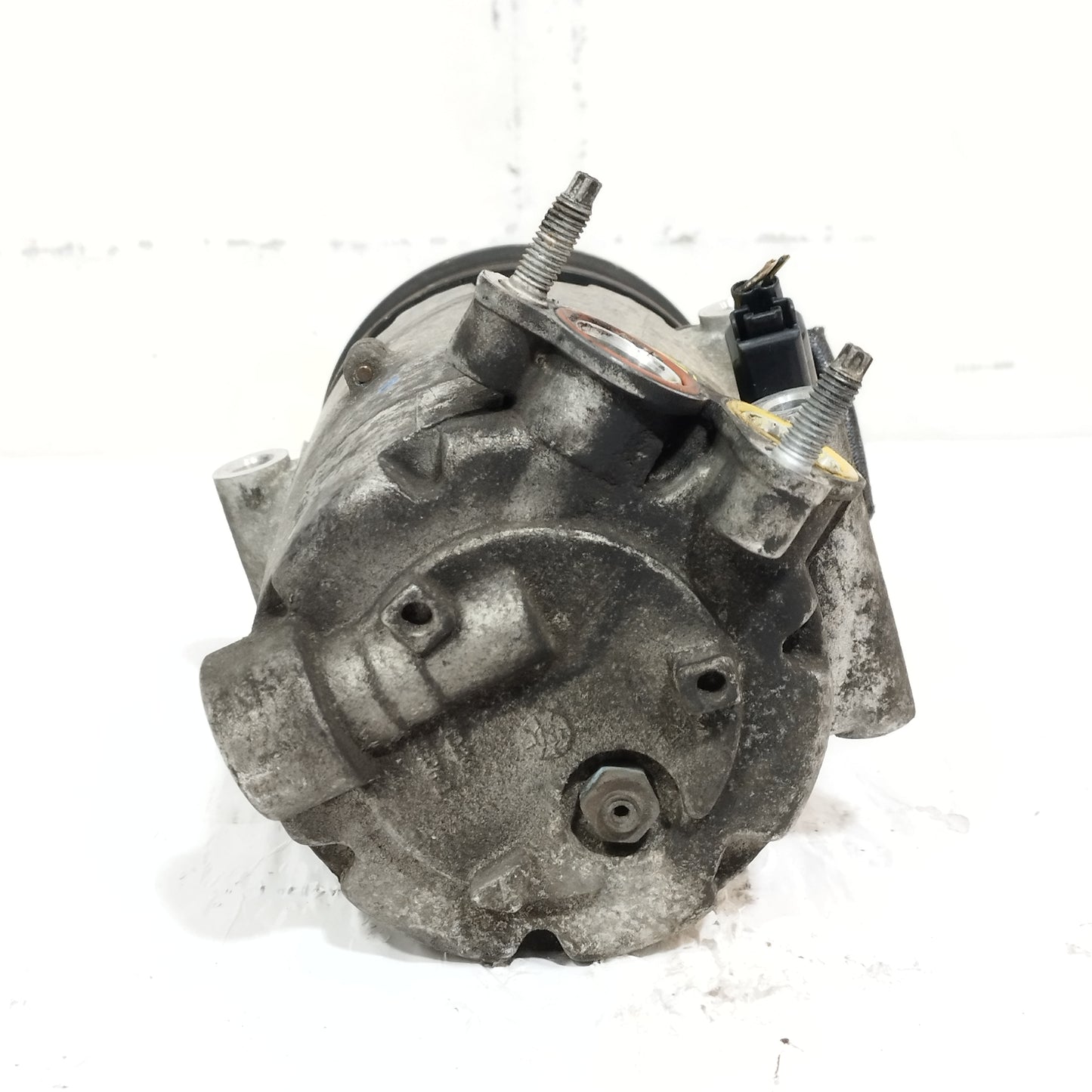 Compressore a / c Ford Kuga 2.0 TDCI 2008-2012 cod: AV41-19D629-AE ecoAC15520