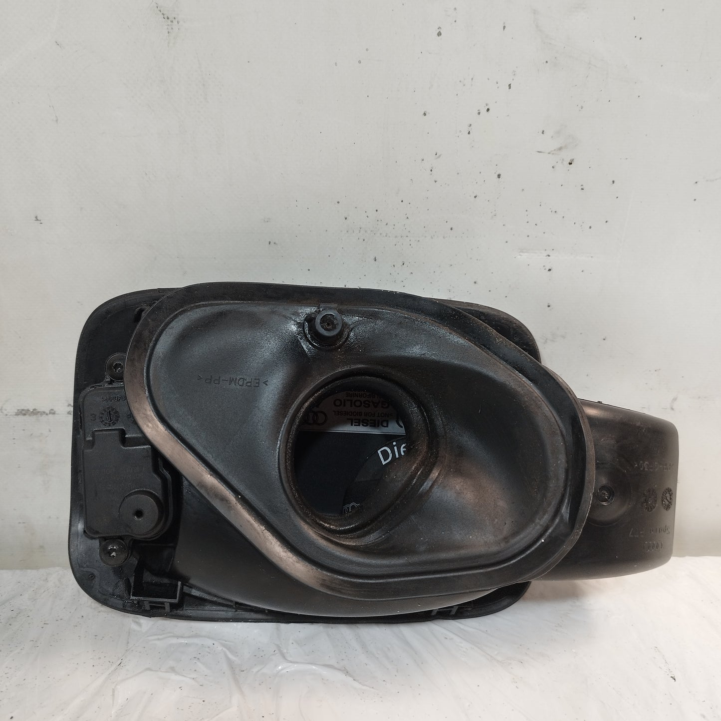 Sportellino carburante Audi Q3 (8U) 2011-2018 I serie cod: 8j0010508bl ecoAC16353