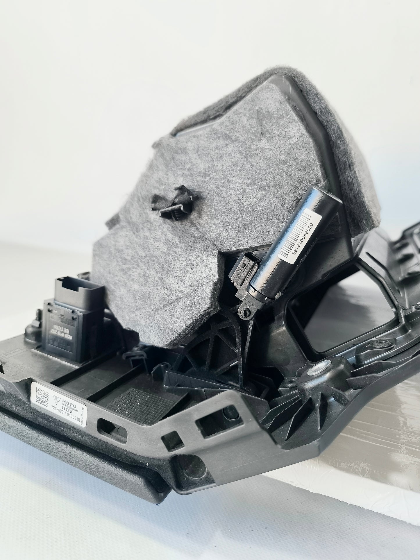 Cassetto portaoggetti Porsche Taycan anno 2024 Codice: 9J1857558 ecoAG6705