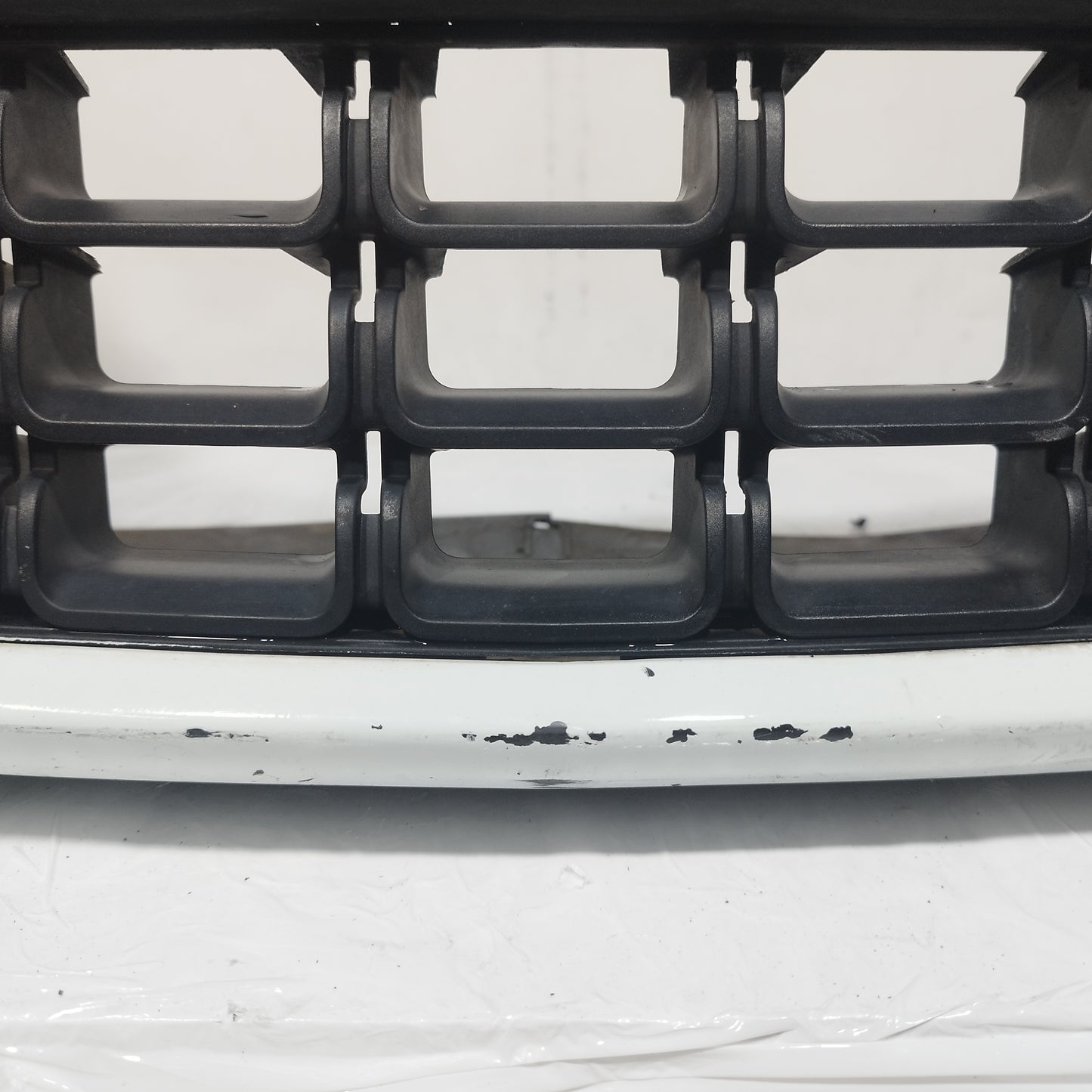 Paraurti anteriore bianco Opel Corsa D 2012 ecoAC13004