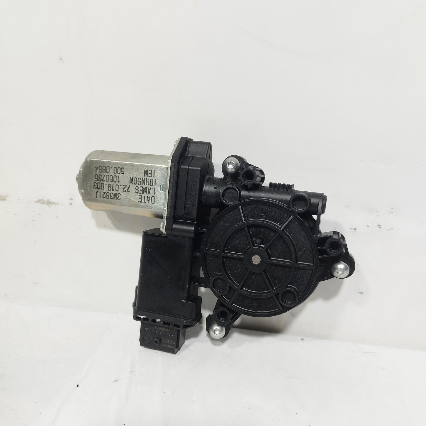 Motorino alzacristalli anteriore sx Alfa Romeo Giulietta 2015 cod: 1060735 ecoAC14692