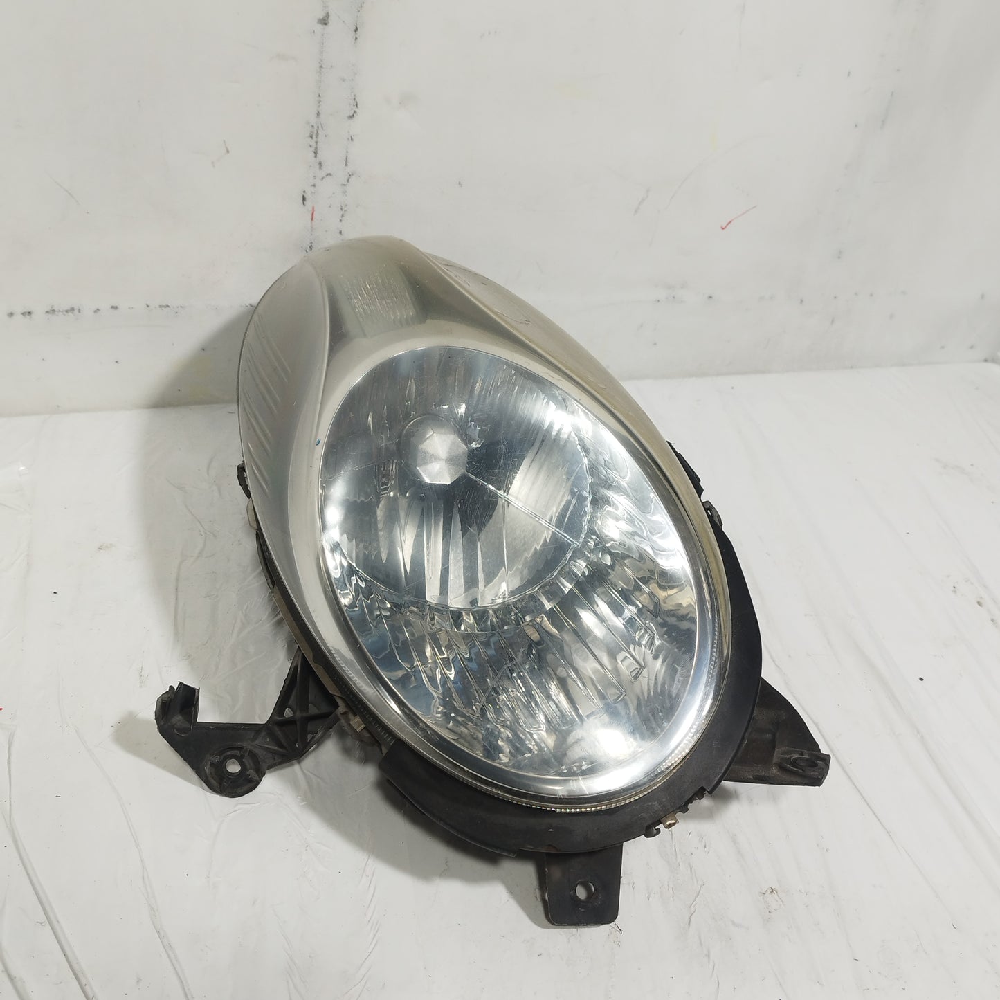 Fanale anteriore dx Nissan Micra K12 2003-2010 cod: 2620BG10B ecoAC14752
