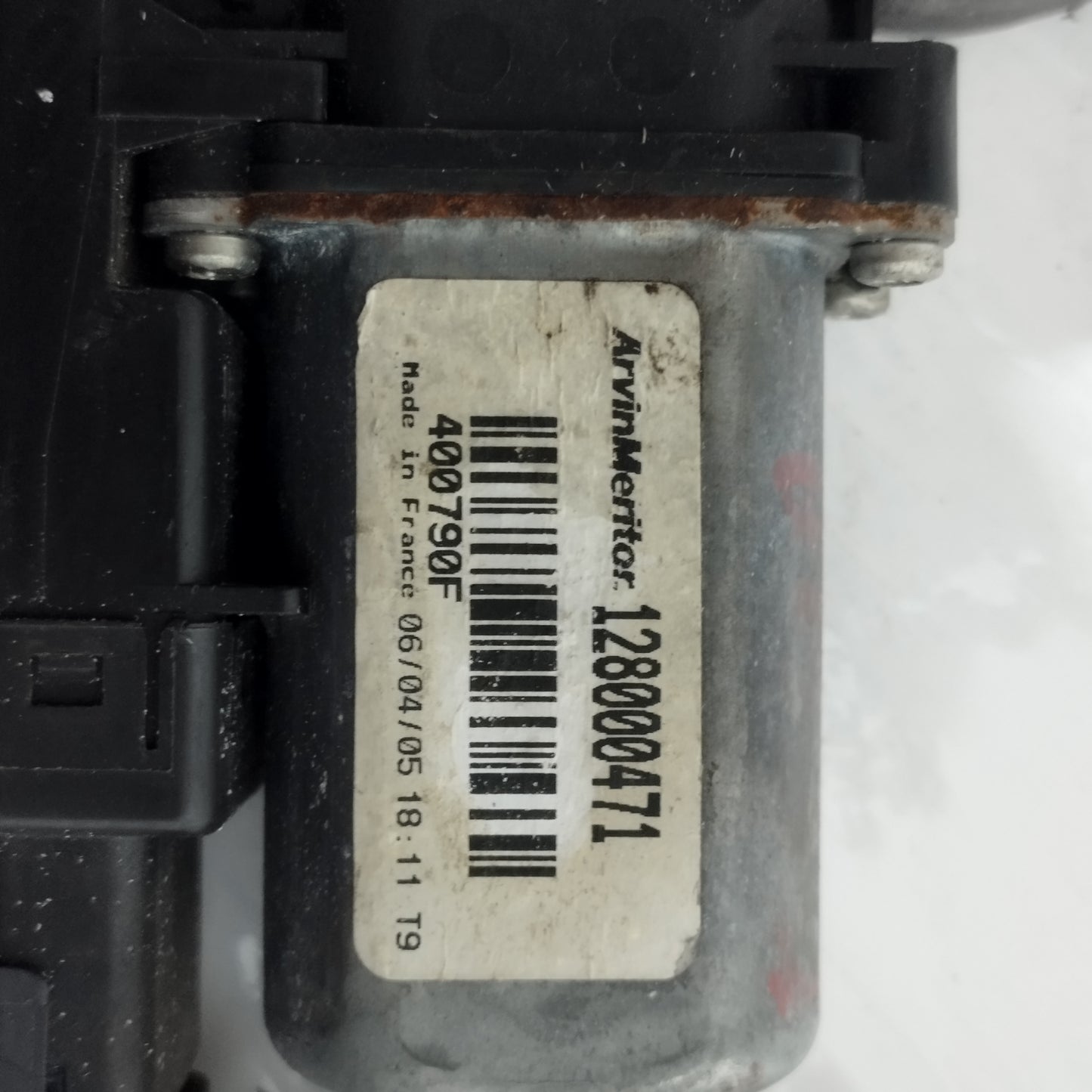 Gepäckträger vorne links Renault Megane 2005 Code: 128000471 ecoAC12230