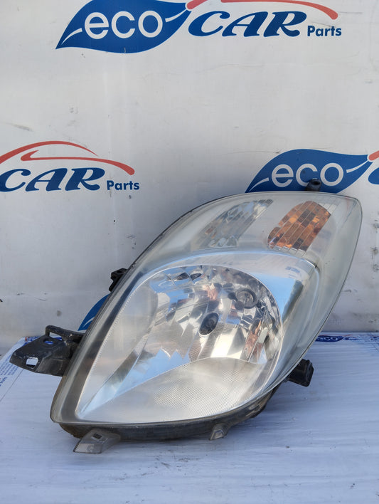 Toyota Yaris 2008 ecoAG5297 left front light