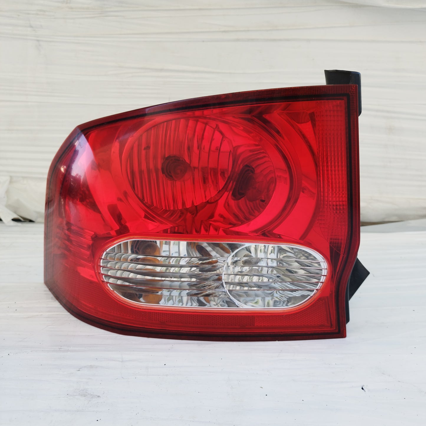 Fanale posteriore sx SsangYong Action 2006-2011 ecoDM326
