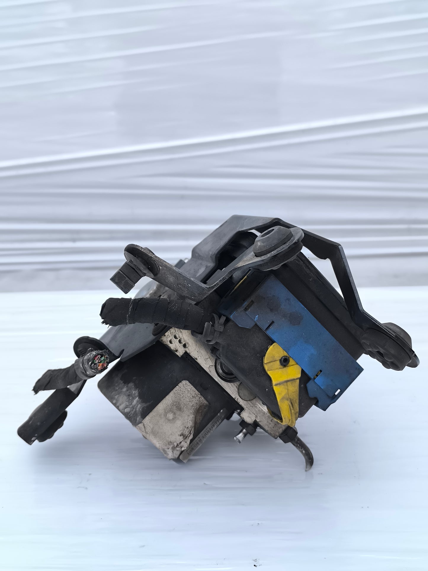 ABS Renault Megane 2.0 D 2009-2014 codice: 28.5610-5640.3 ecoAG8290