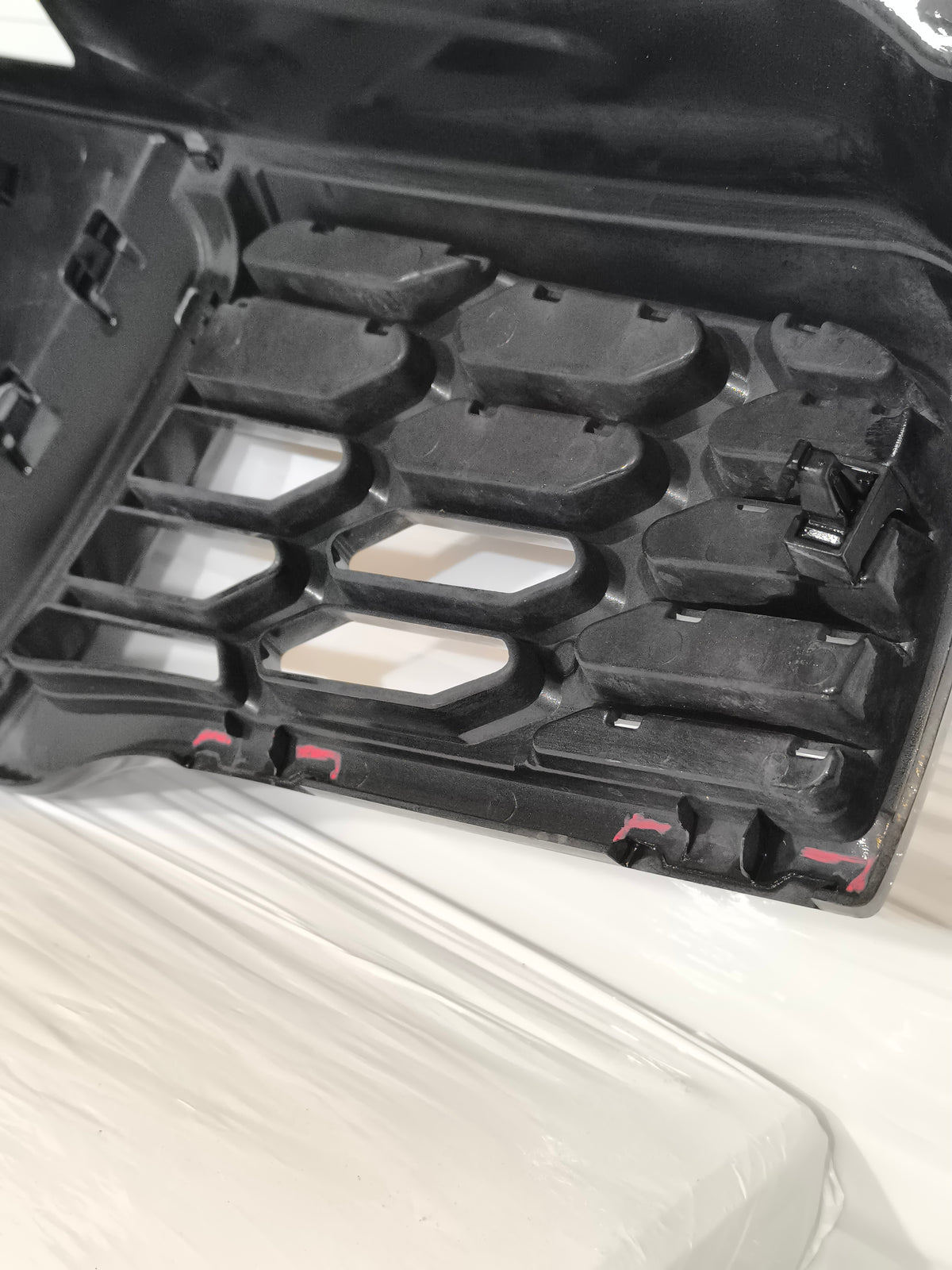 Mascherina anteriore Nissan Qashqai (J10) 2010-2013 Resyling cod: A0455283 ecoAG9774