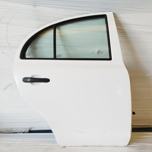 Sportello posteriore dx bianco Nissan Micra k13 2010-2013 ecoAC17580