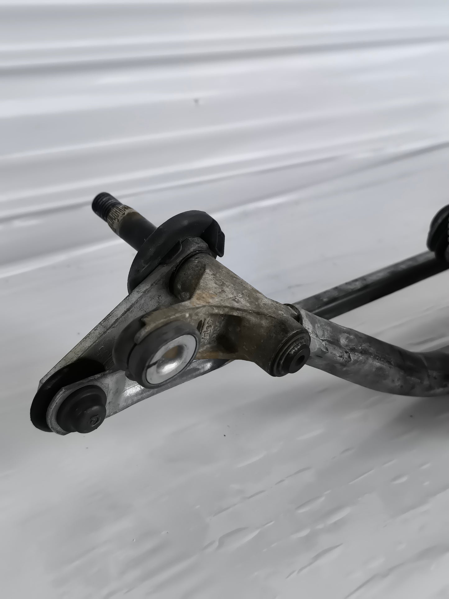 Motorino tergicristalli anteriore Nissan Qashqai (J10) anno 2007-2013 4 fili cod: 54526611 ecoAG8481