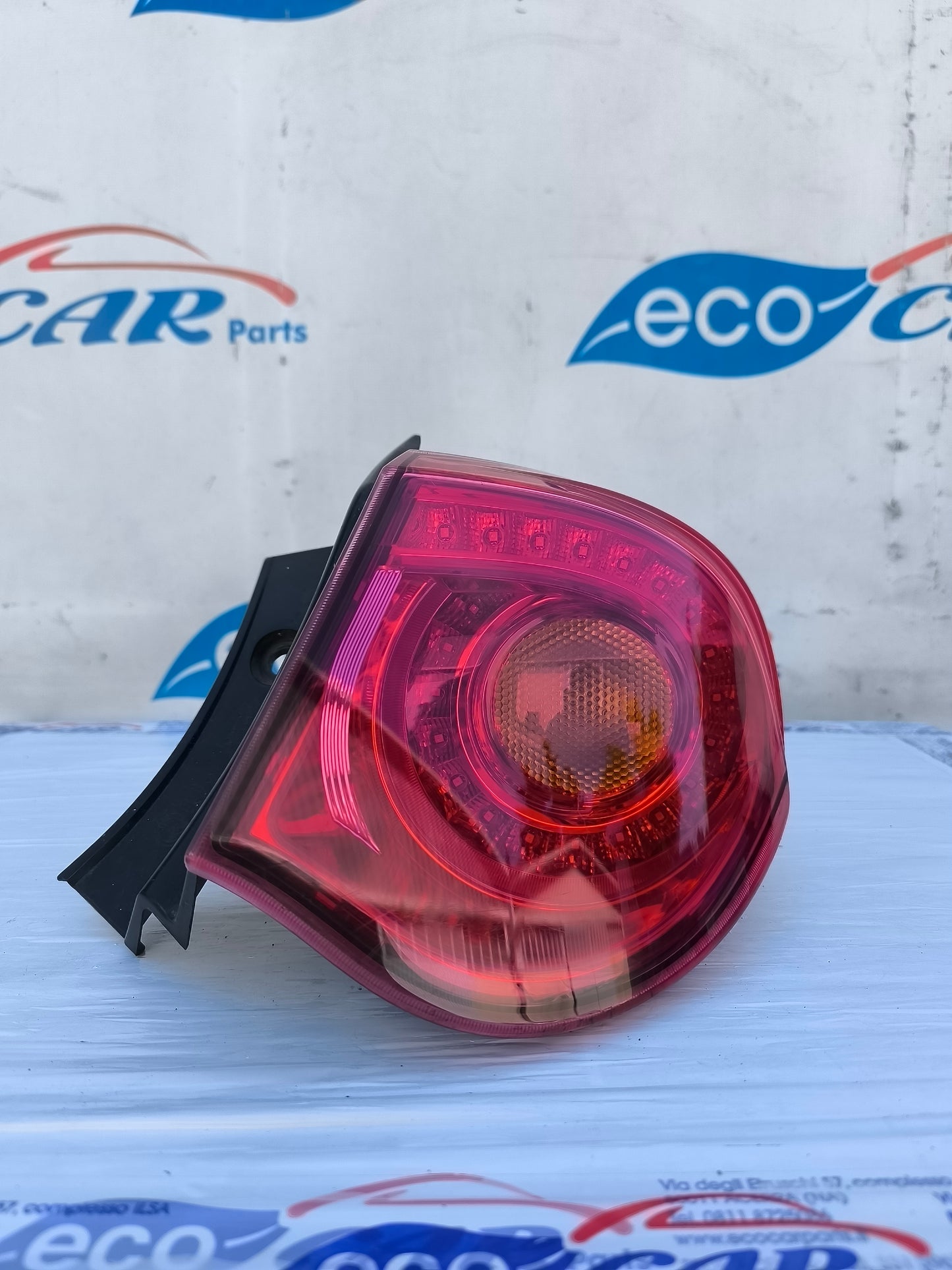 Alfa Romeo Giulietta 2012 ecoAG5866 rechte äußere Rückleuchte