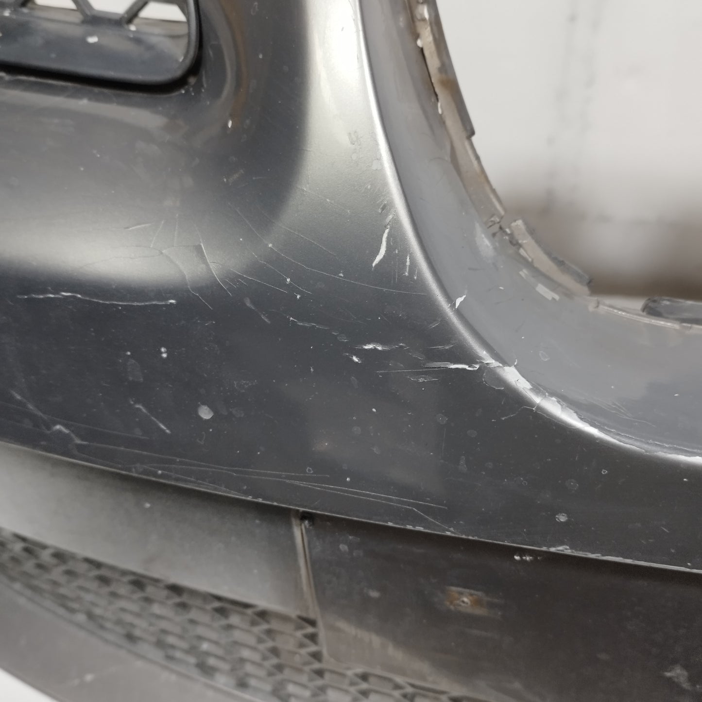 Paraurti anteriore grigio scuro Seat Ibiza Cupra 2005 ecoAC14203