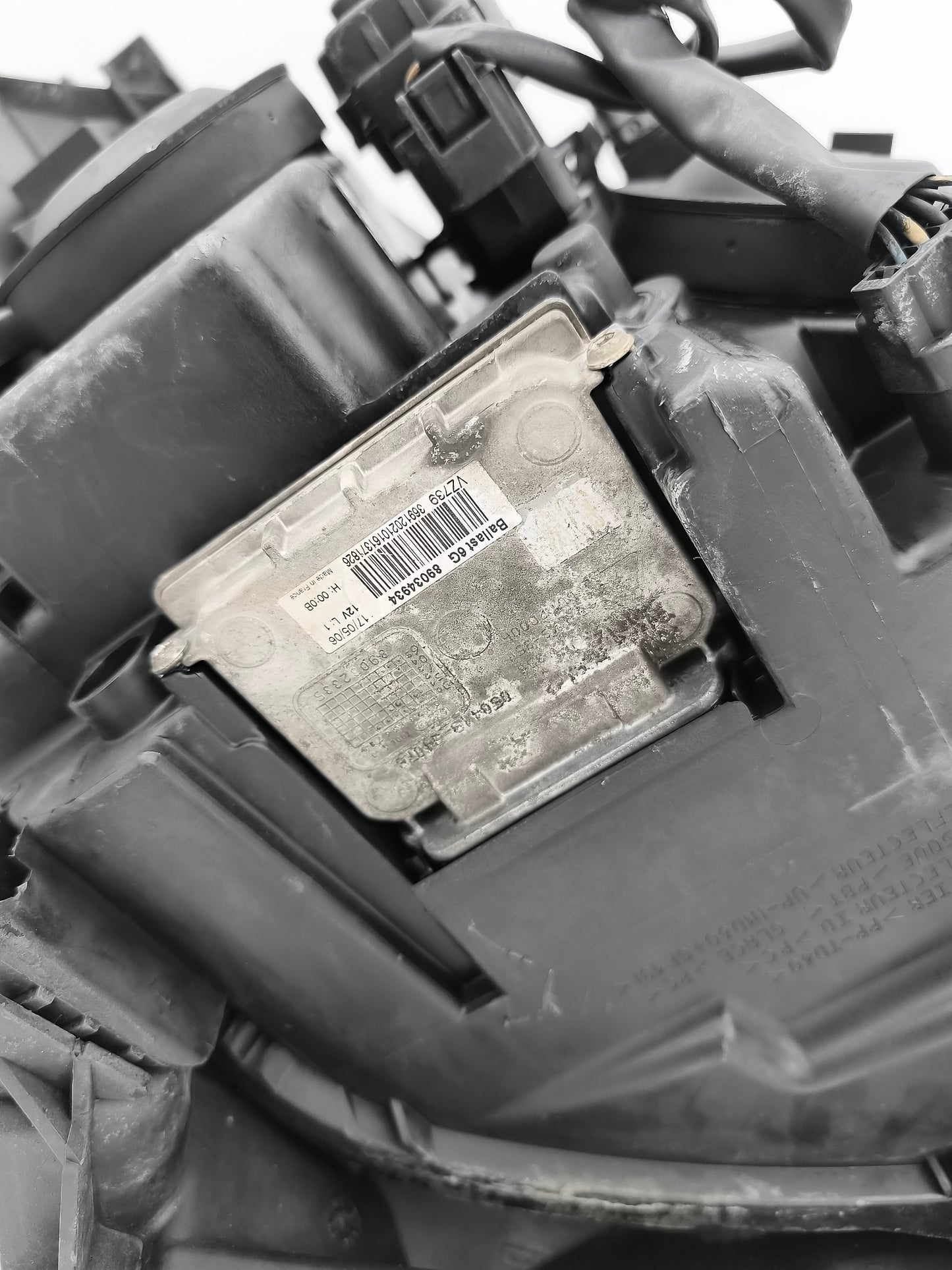 Linker Xenon-Frontscheinwerfer Renault Clio Baujahr 2009 ecoAG7017