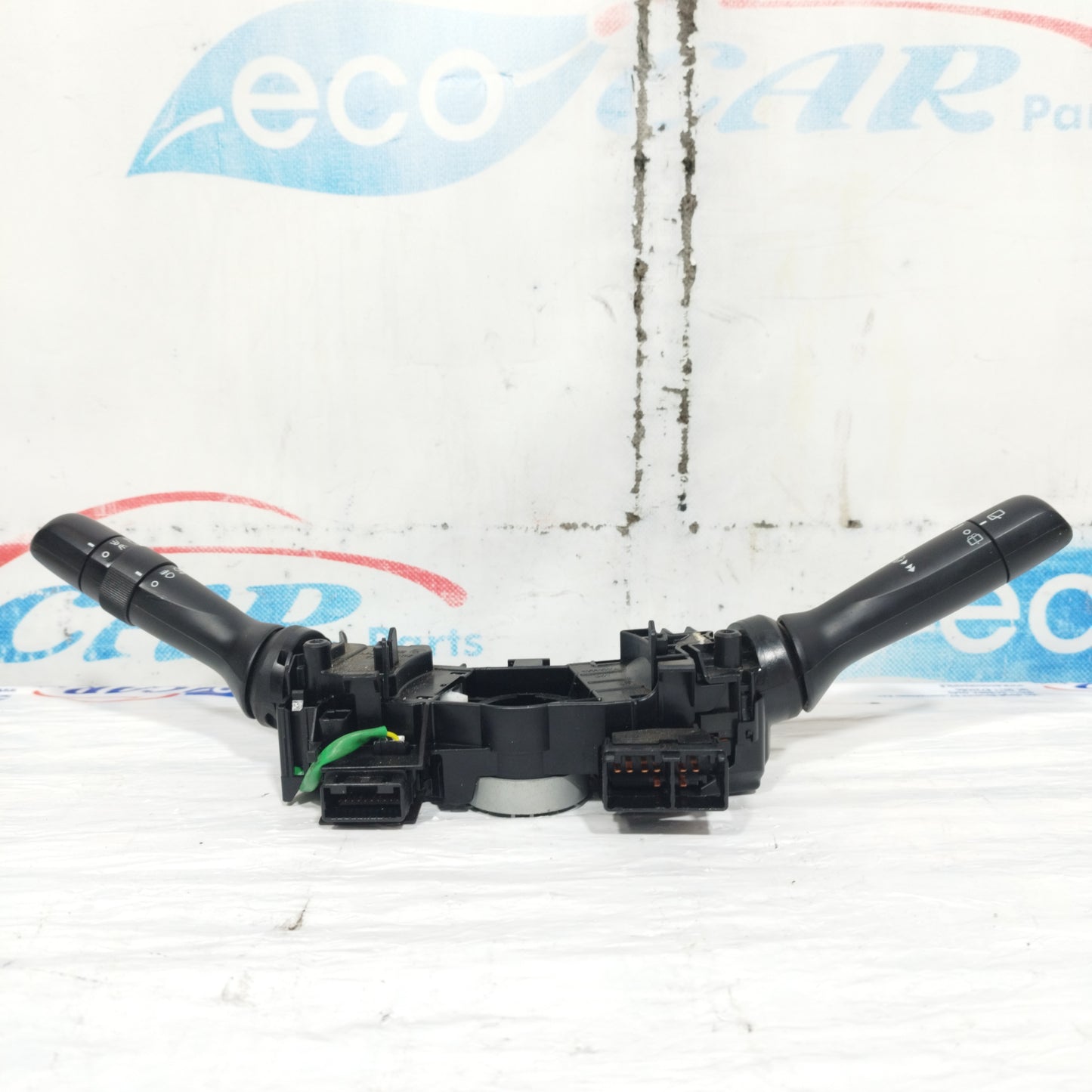 Peugeot 108 / Toyota Aygo 2017 Headlight Switch Code: 17J085 ecoAC11148