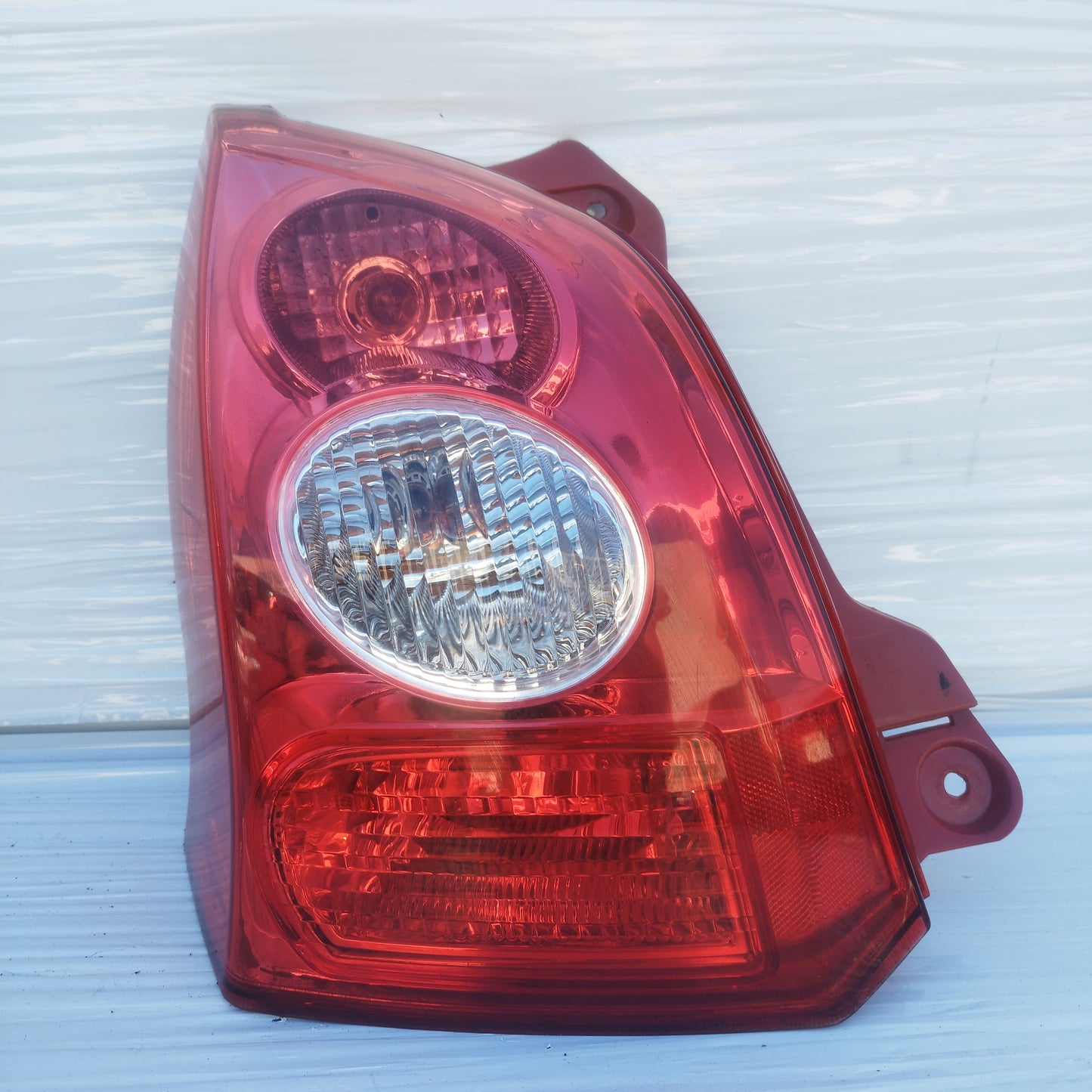 Fanale posteriore sx Nissan Pixo 2010 ecoDM029