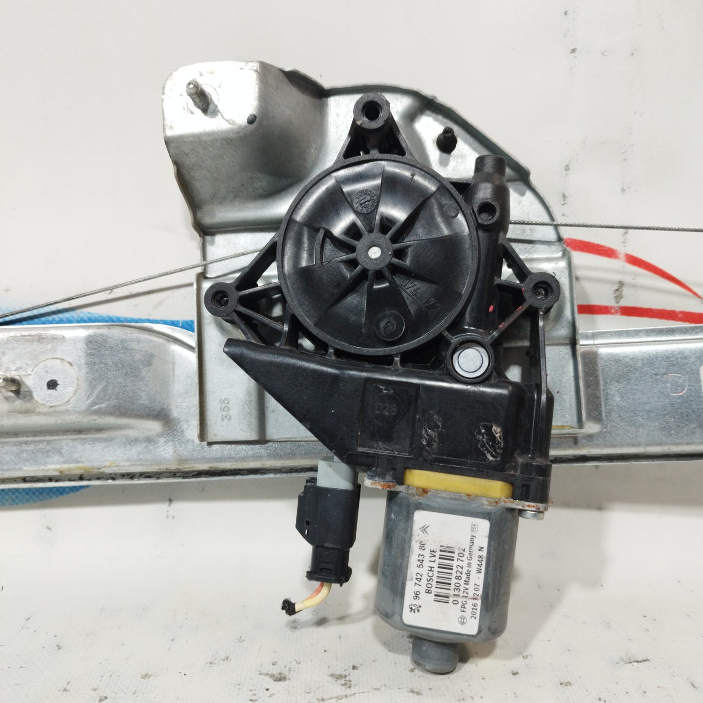 Front right rack Peugeot 208 2016 code: 9674254380 ecoAC10219