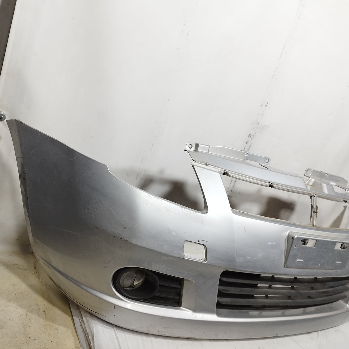 Paraurti anteriore grigio Suzuki Swift (MZ/EZ) 2005-2007 ecoAC16755