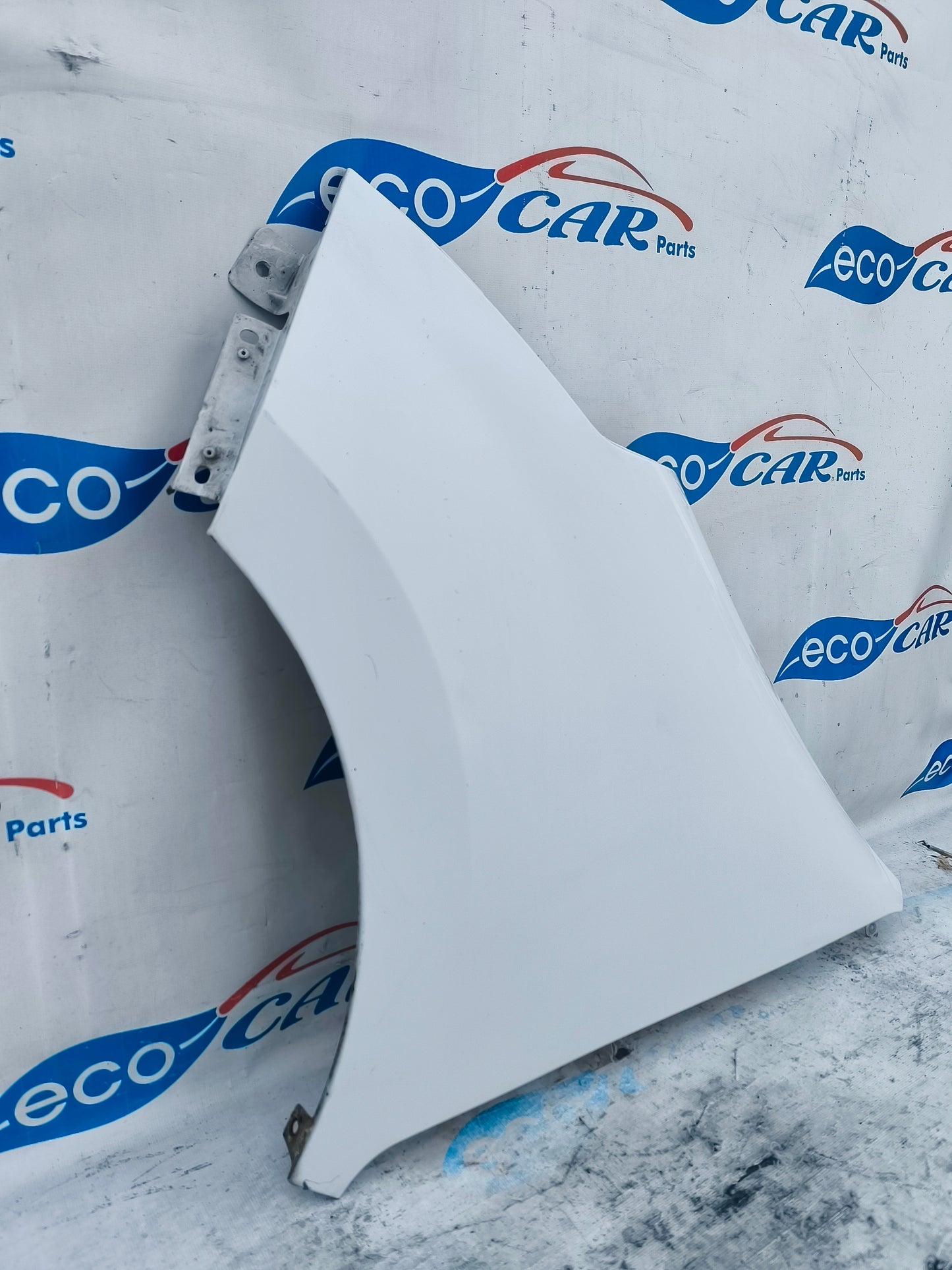 Parafango anteriore sx bianco Renault Master 2018 ecoAG5715