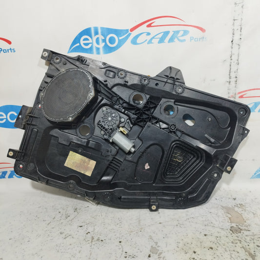 Rejilla frontal derecha Ford Fiesta 2004 ecoAC9019